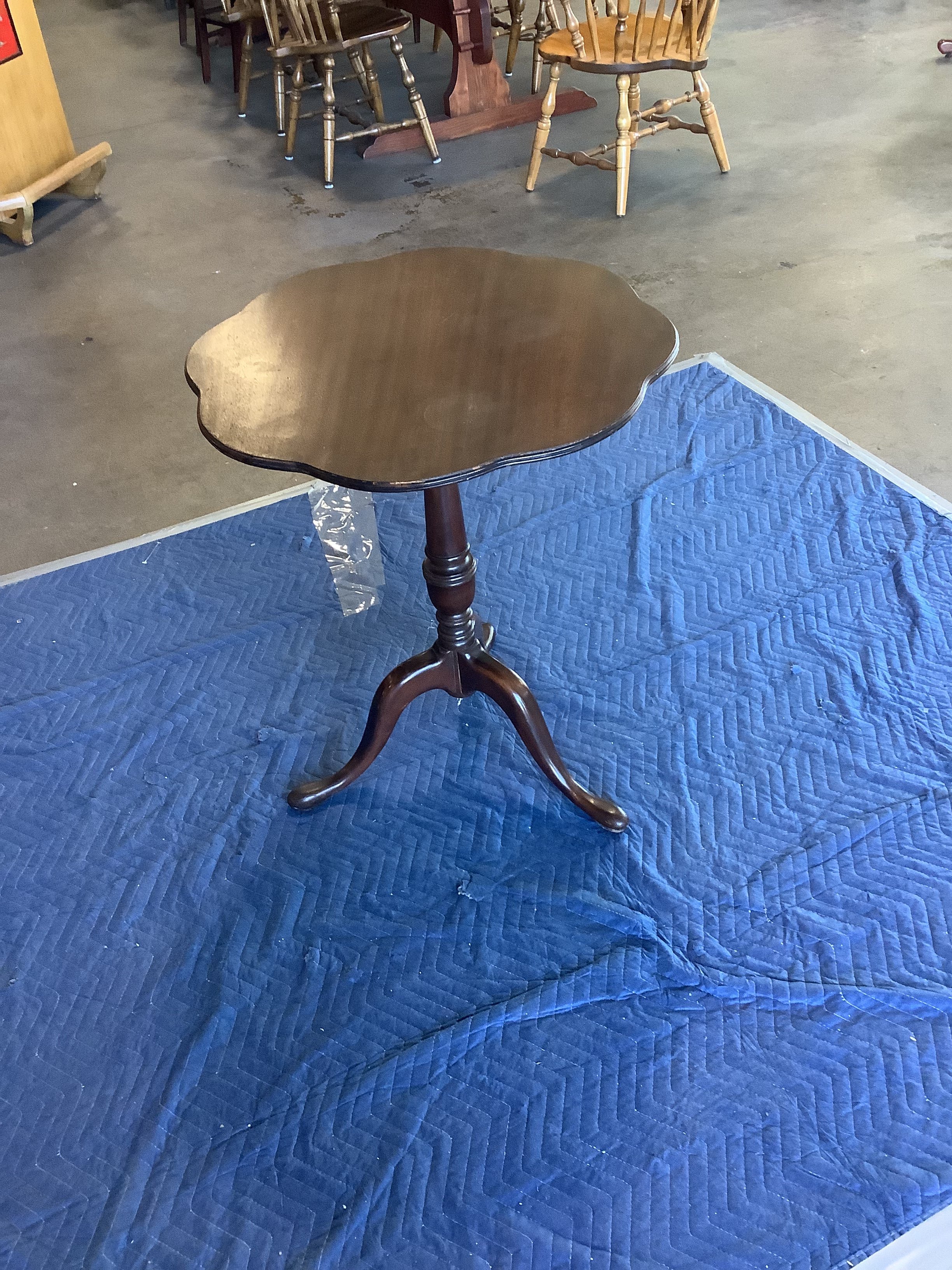 Vintage Tea Table TOSA Furniture Boutique