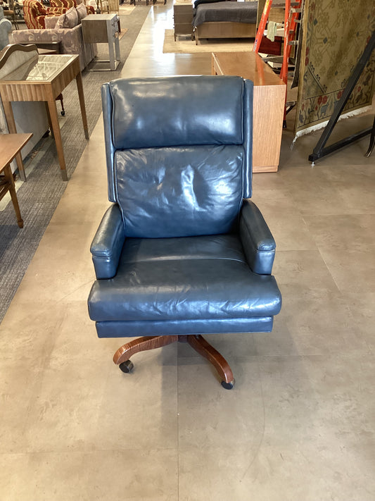 North Hickory Furniture Swivel Leather Armchair