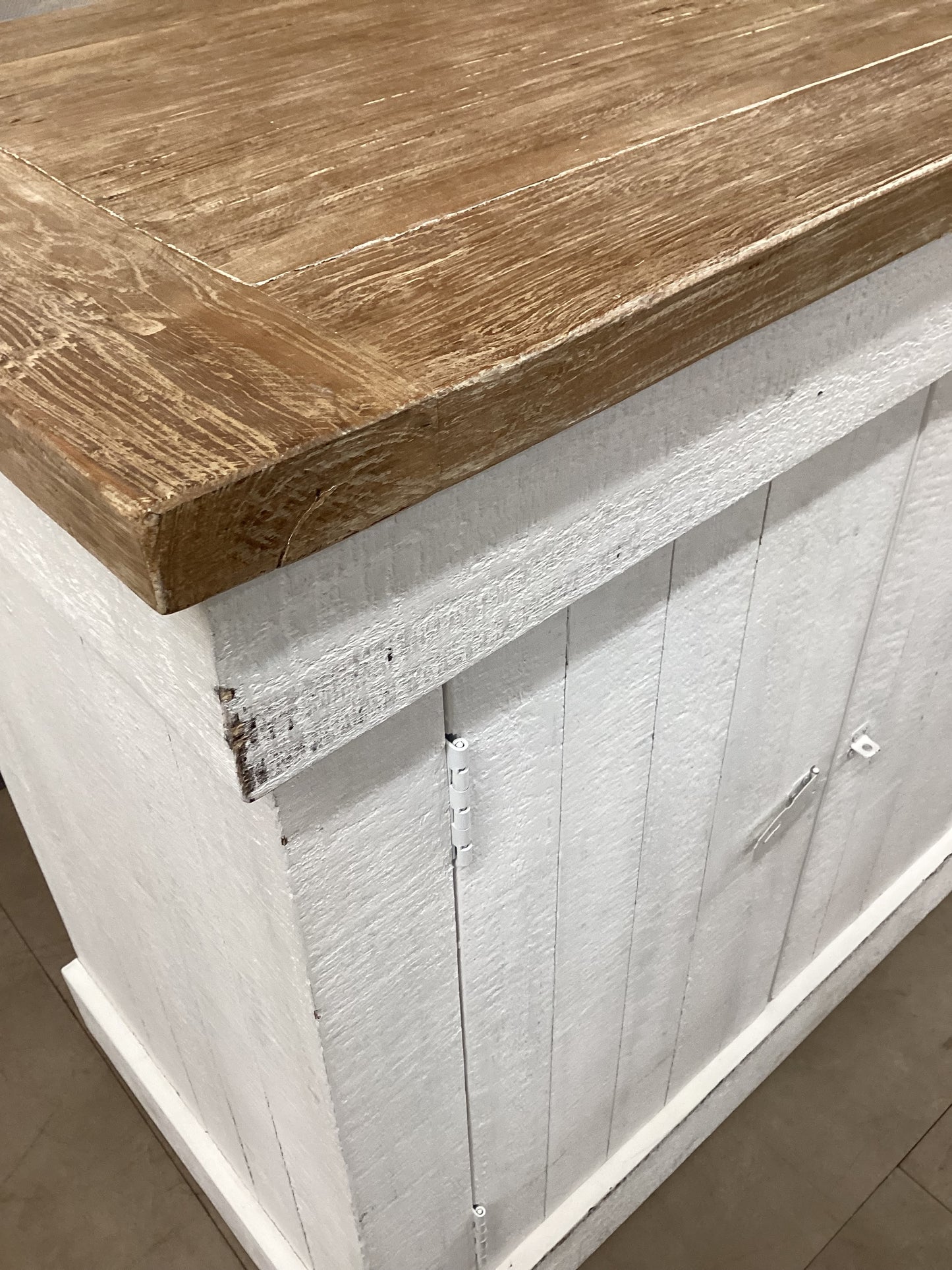 Country Club Cabinet