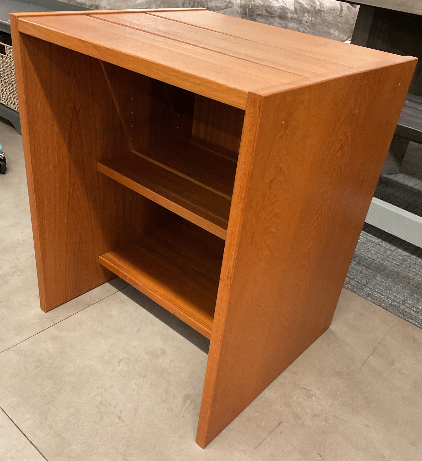 Tiered Shelf End Table
