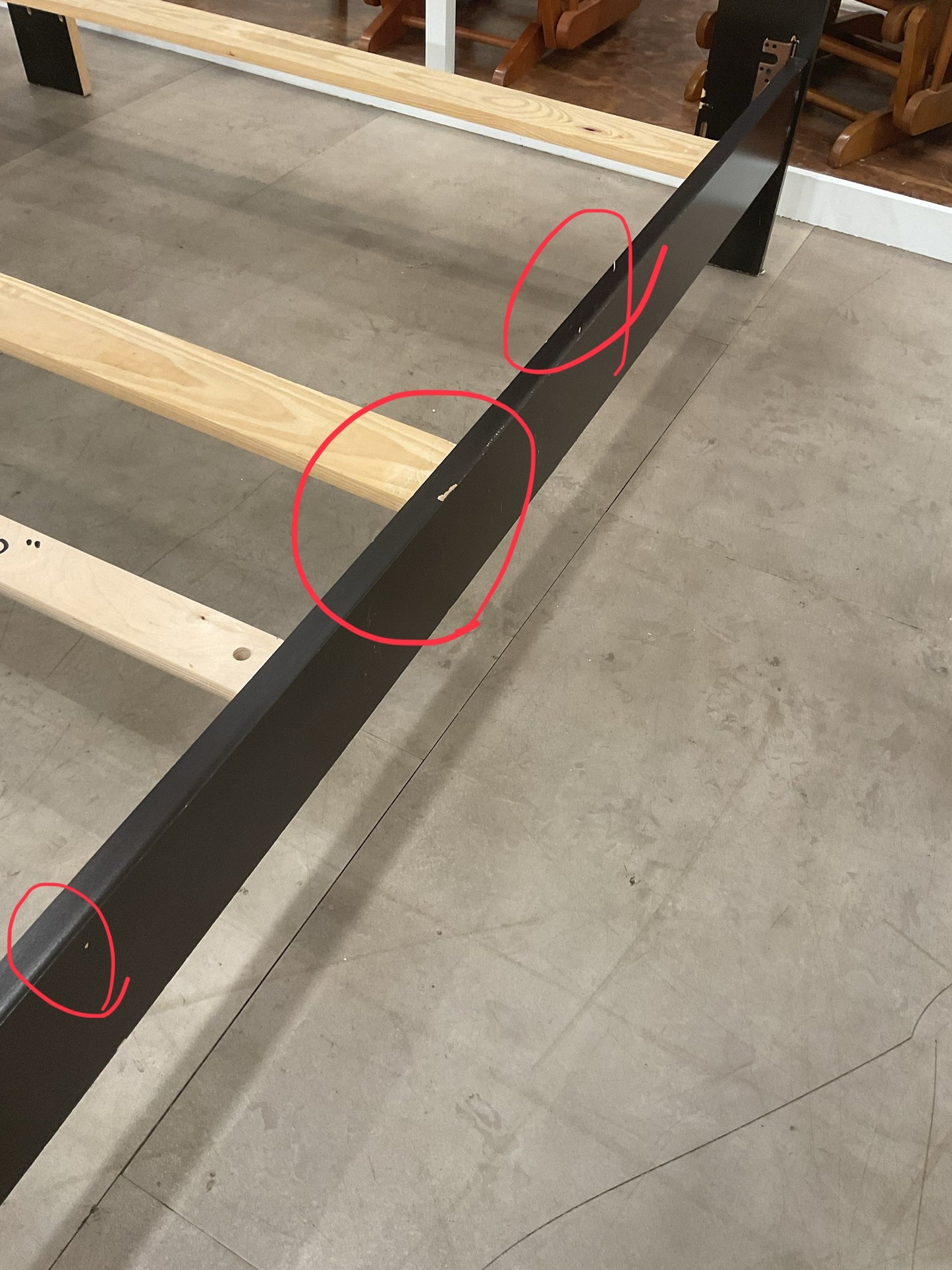 2x Queen Frame (B225)