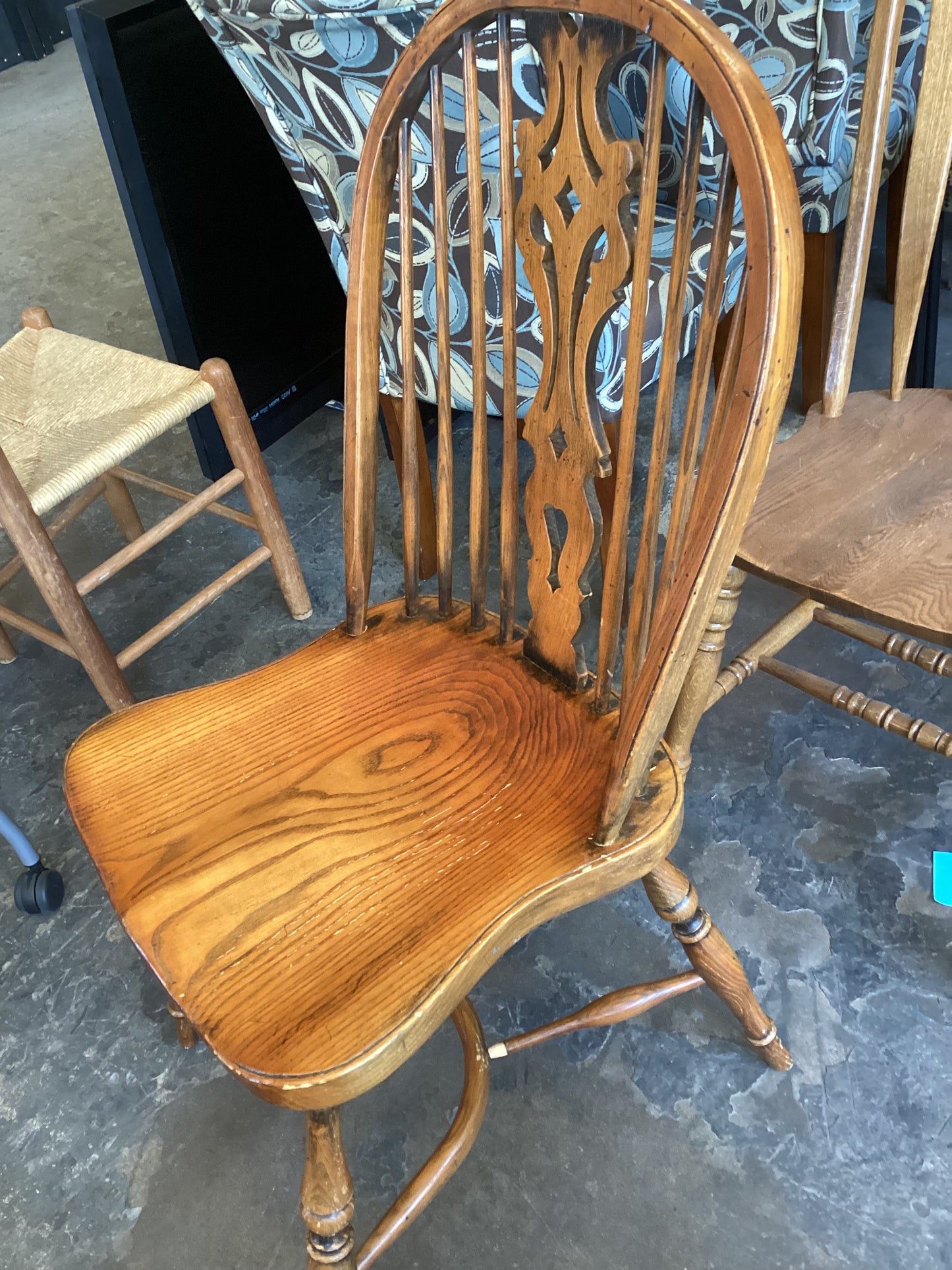 MIE Chair