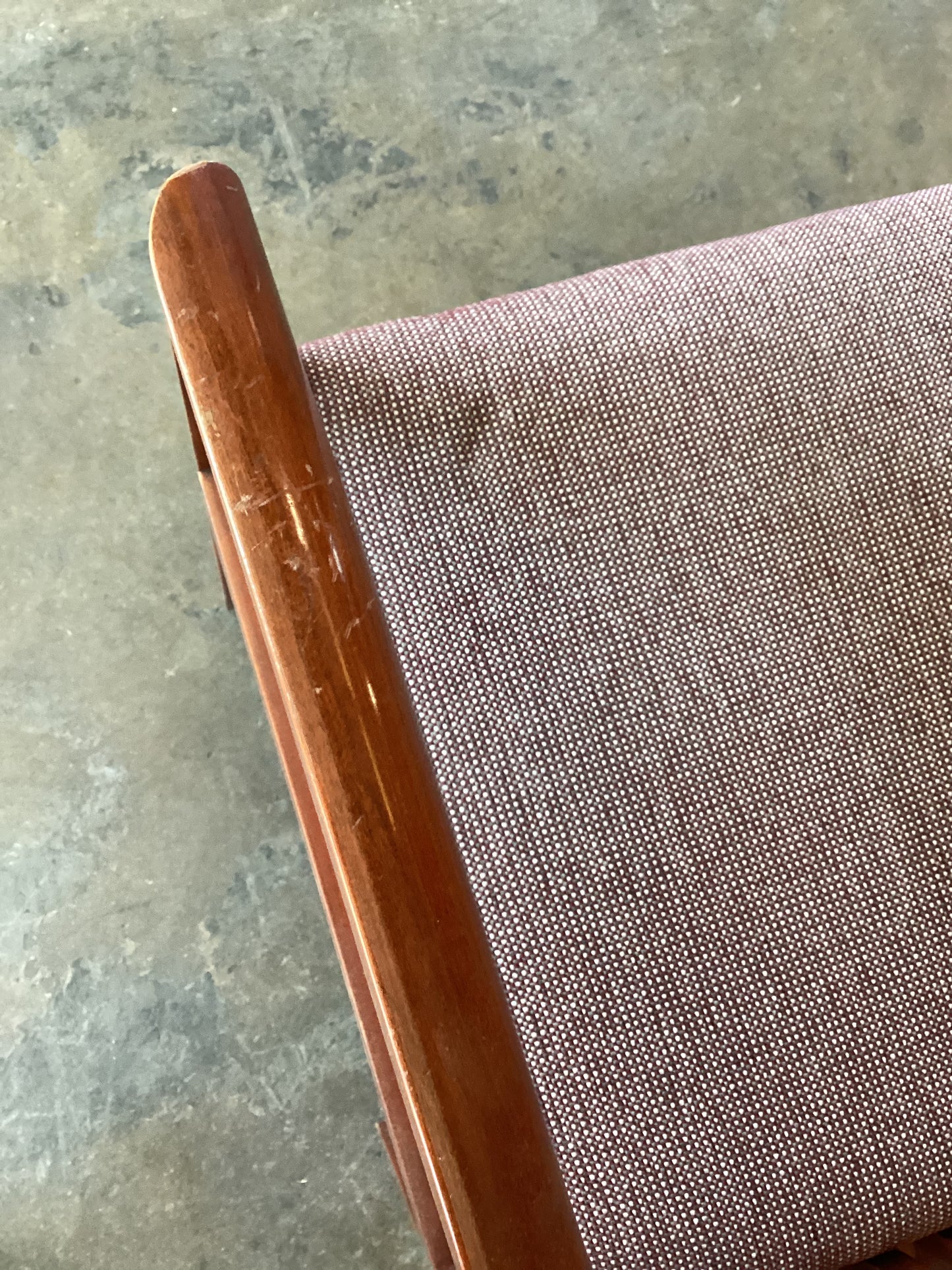 Wide Seat Chair