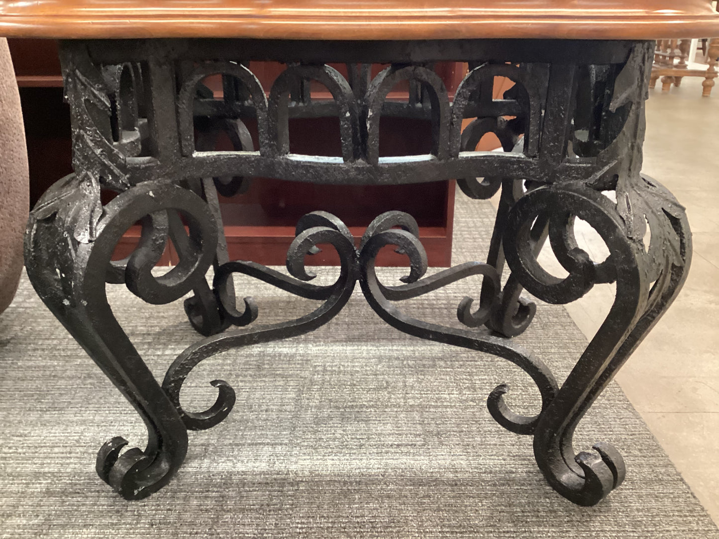 Hard Elegance Side Table