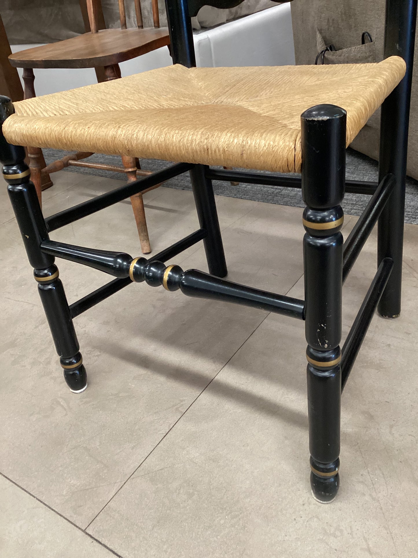 Colonial Ladderback Chair
