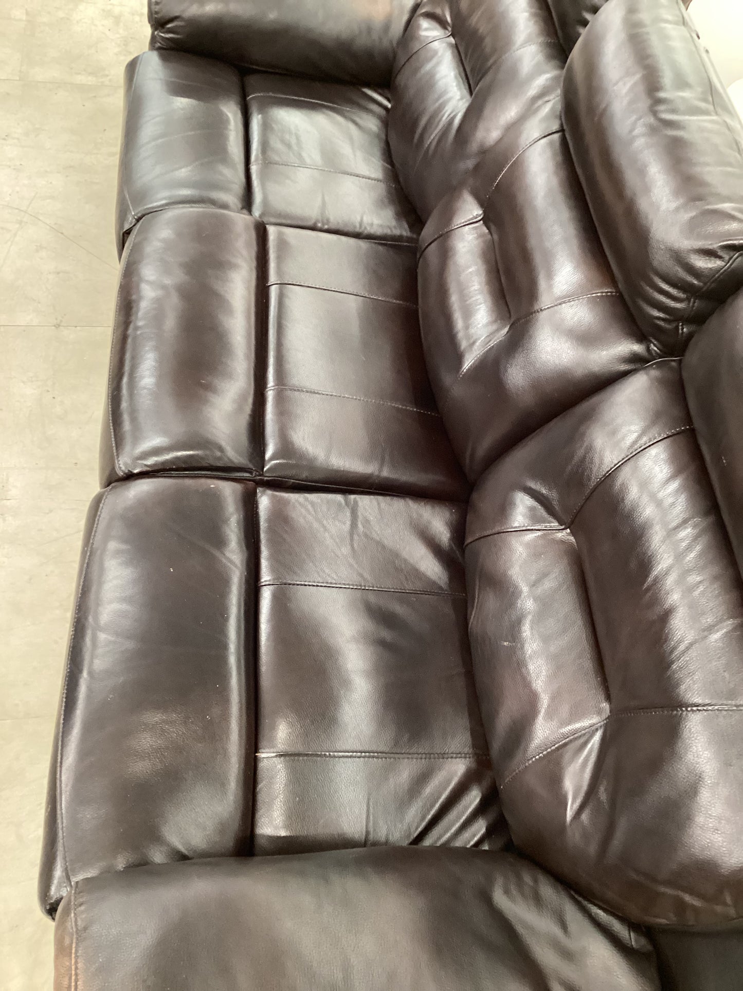 Double Leather Recliner.
