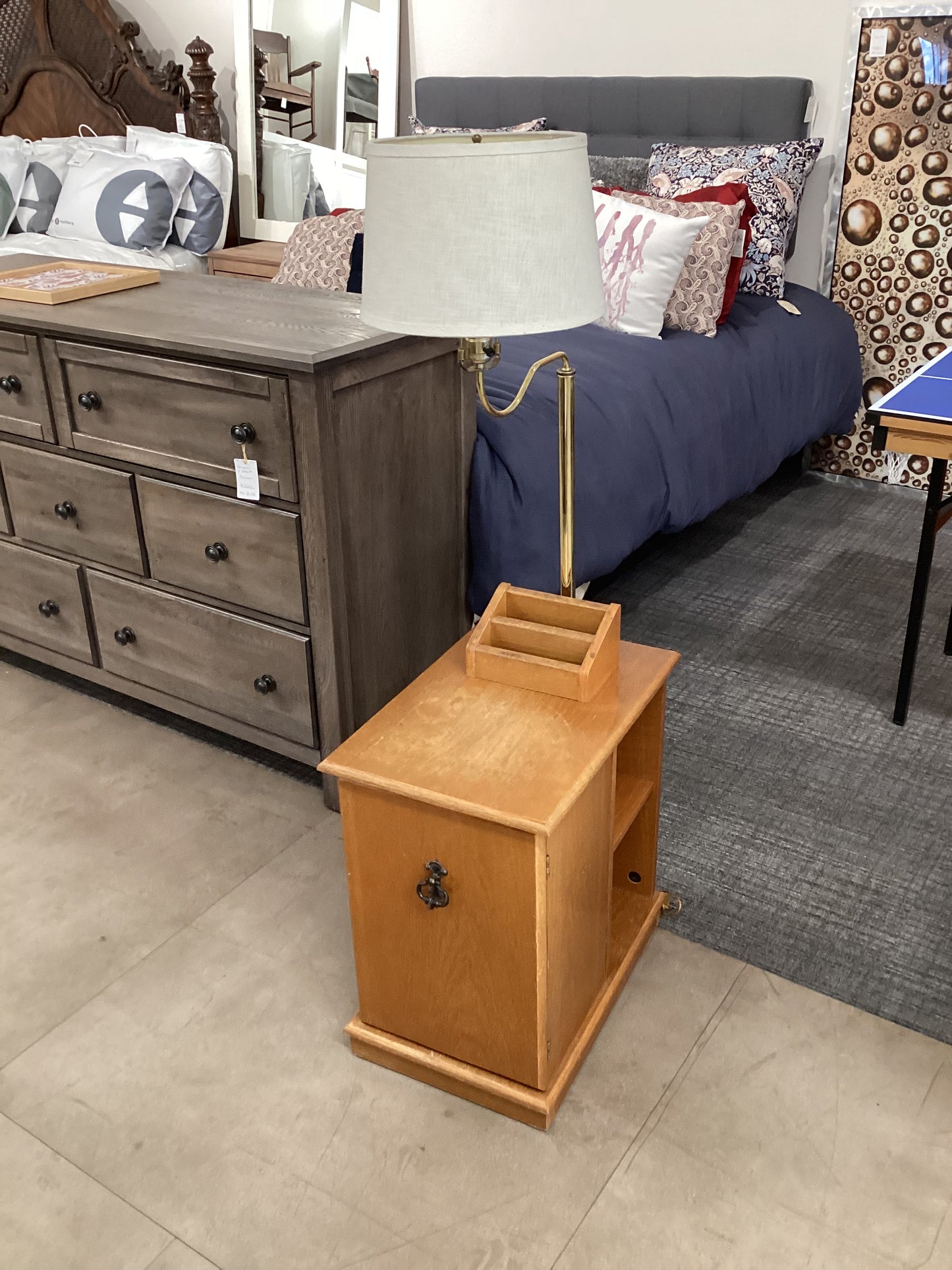 Lamp Table