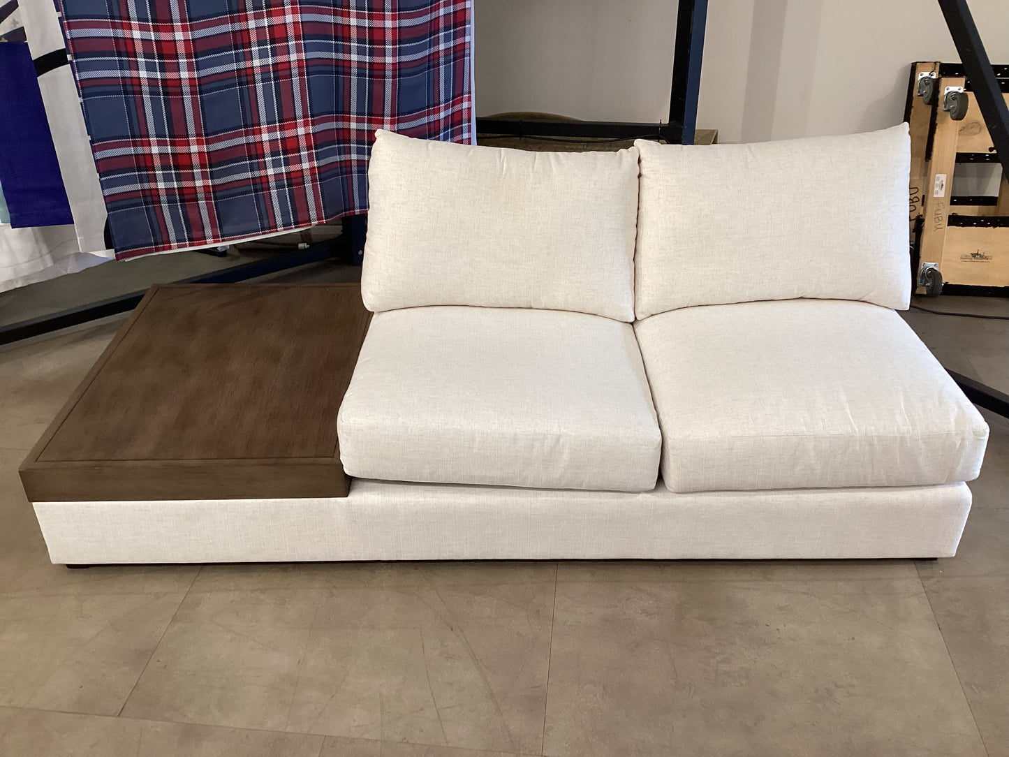 Lucy Left Wood Lounge by Vanguard Furniture