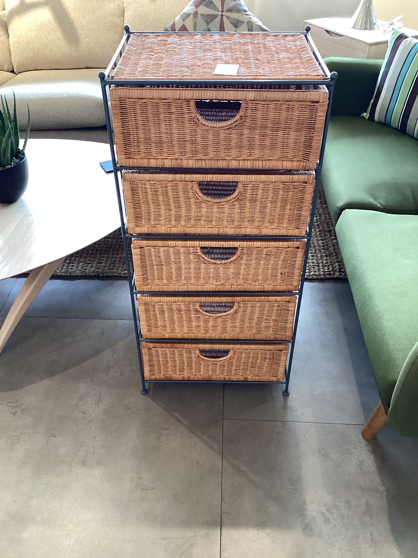 Wicker Rack