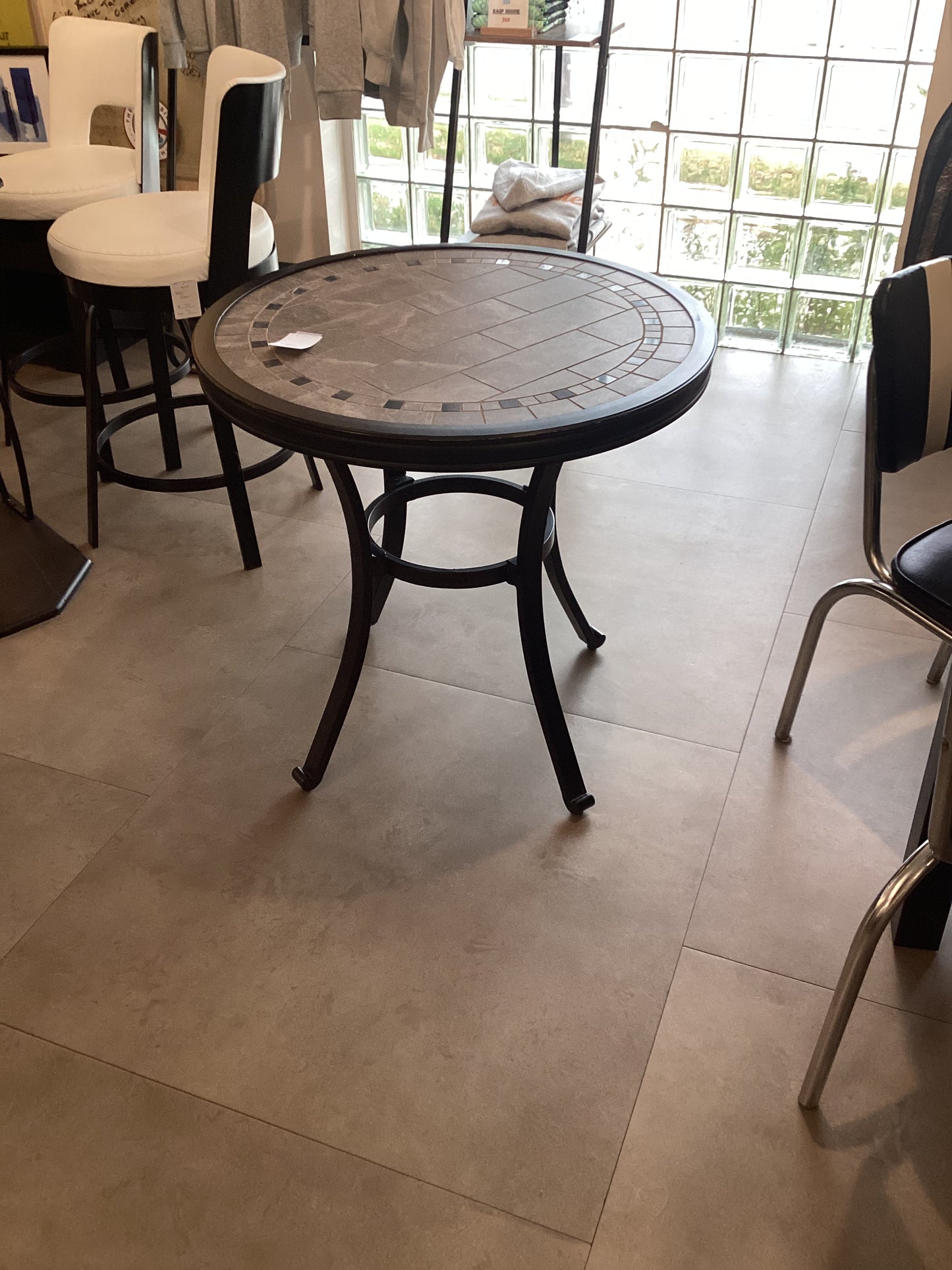 Round Stone Patio Table