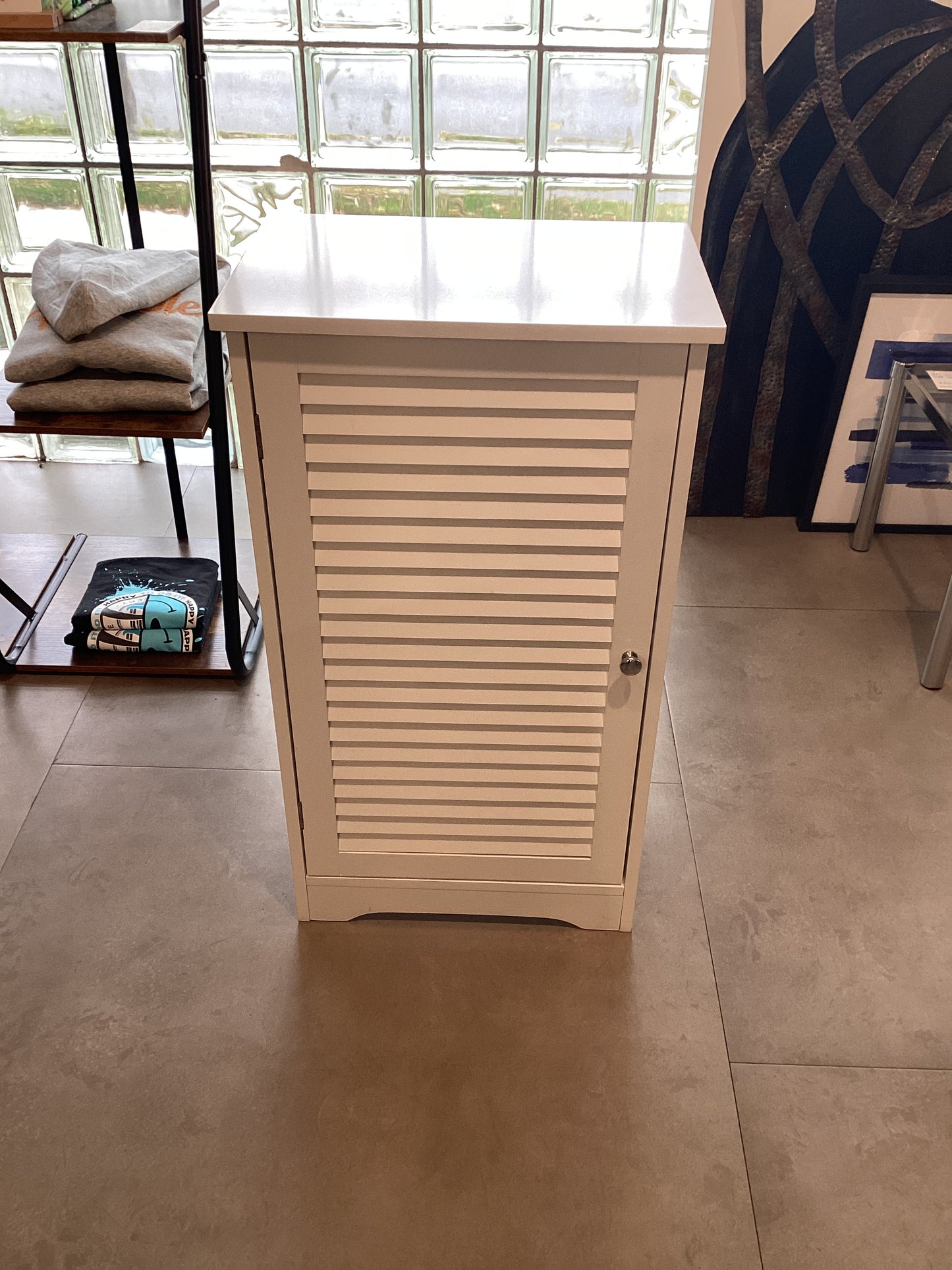 White Cabinet