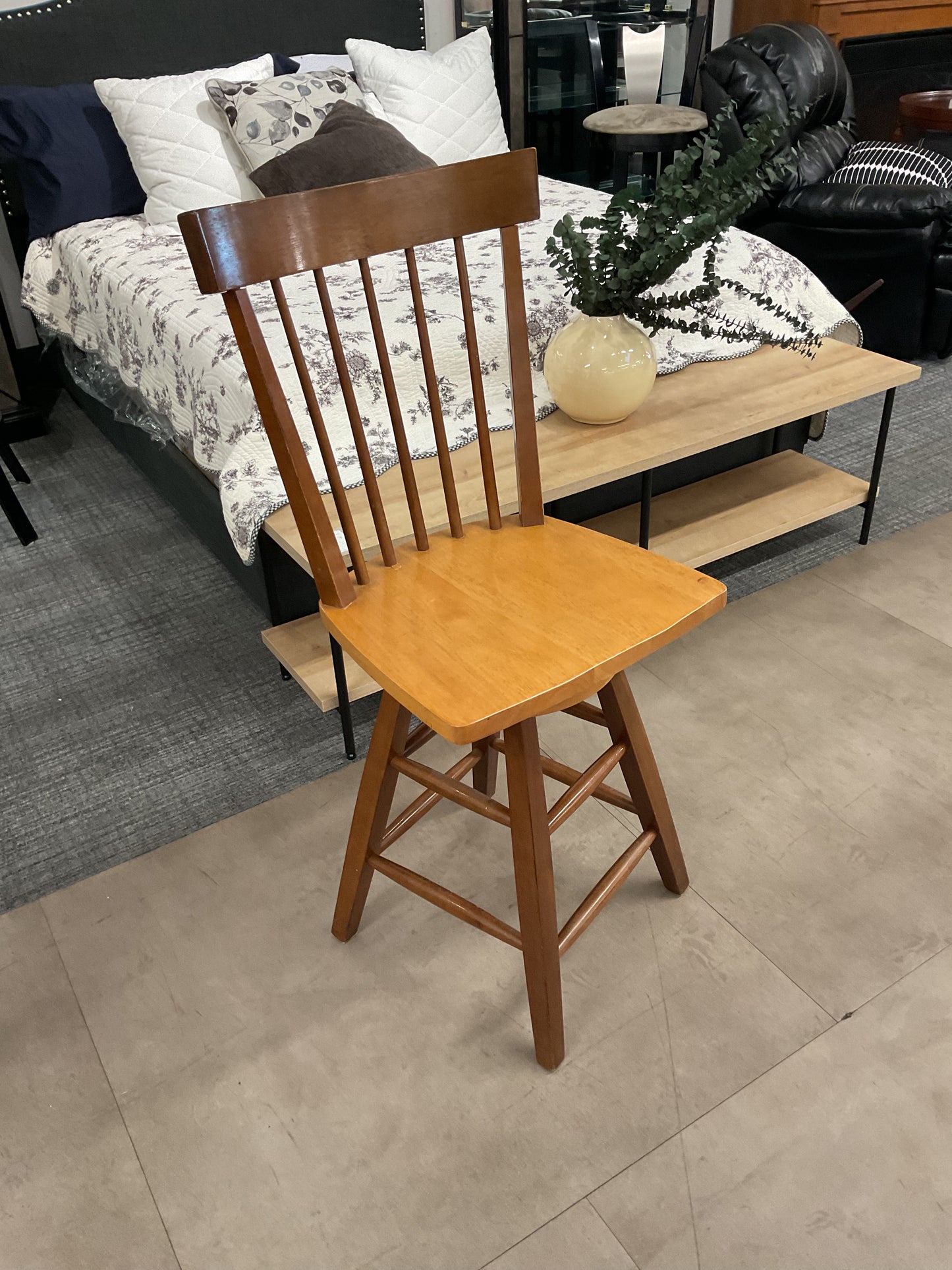 Swivel Stool