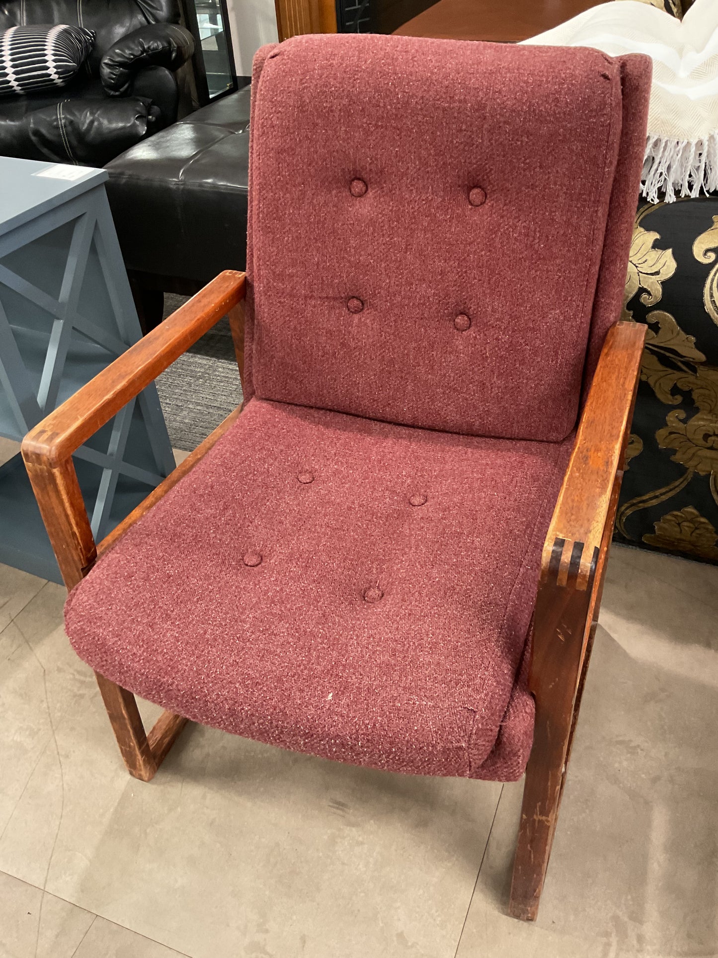Retro Cabin Chair