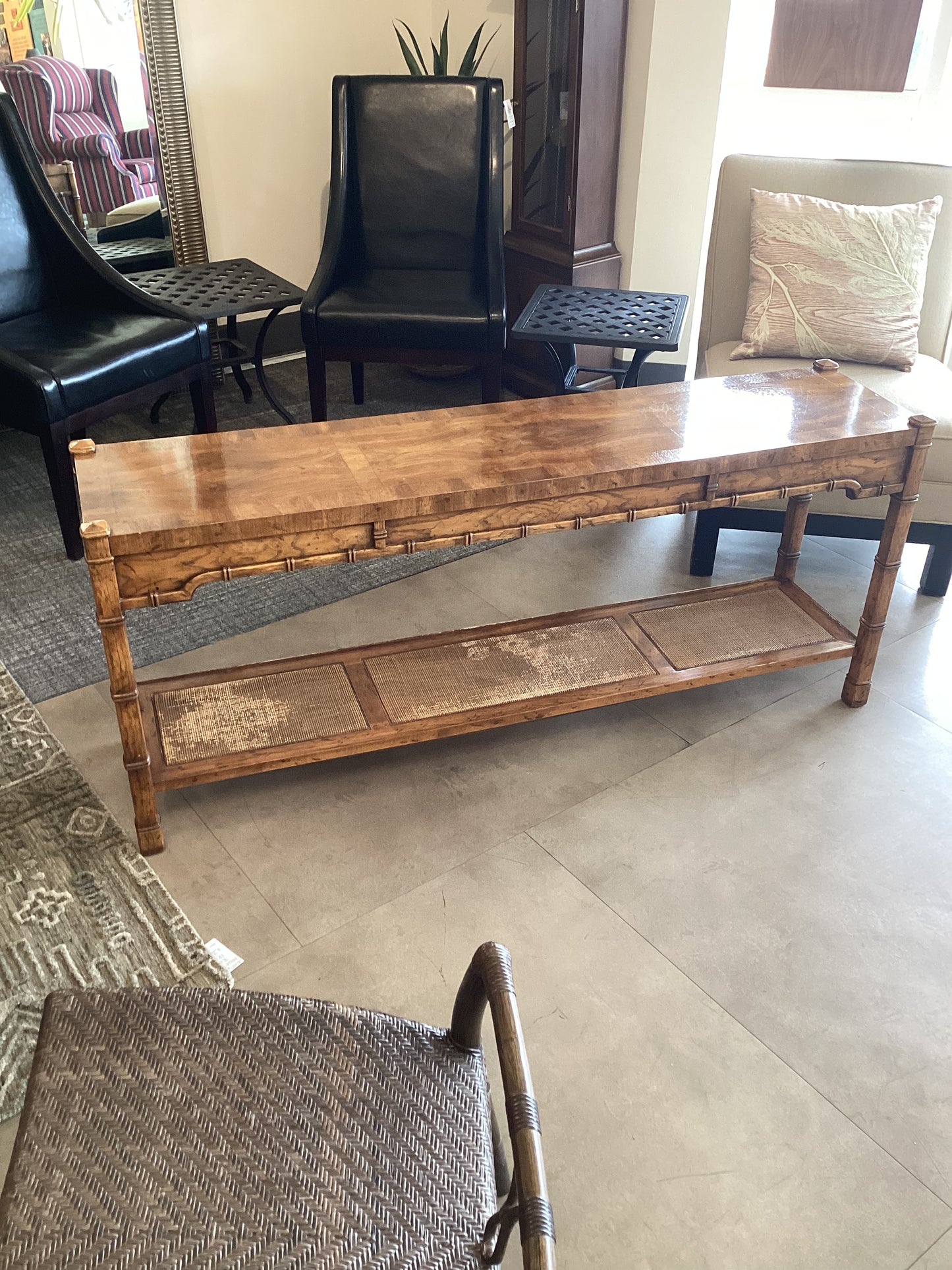 DH Hall Console