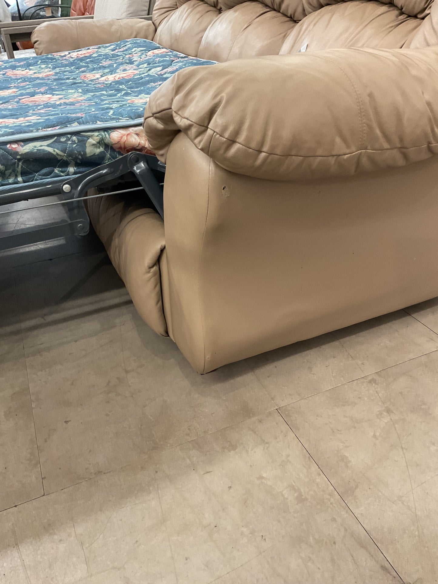Cream Queen Sleeper Sofa