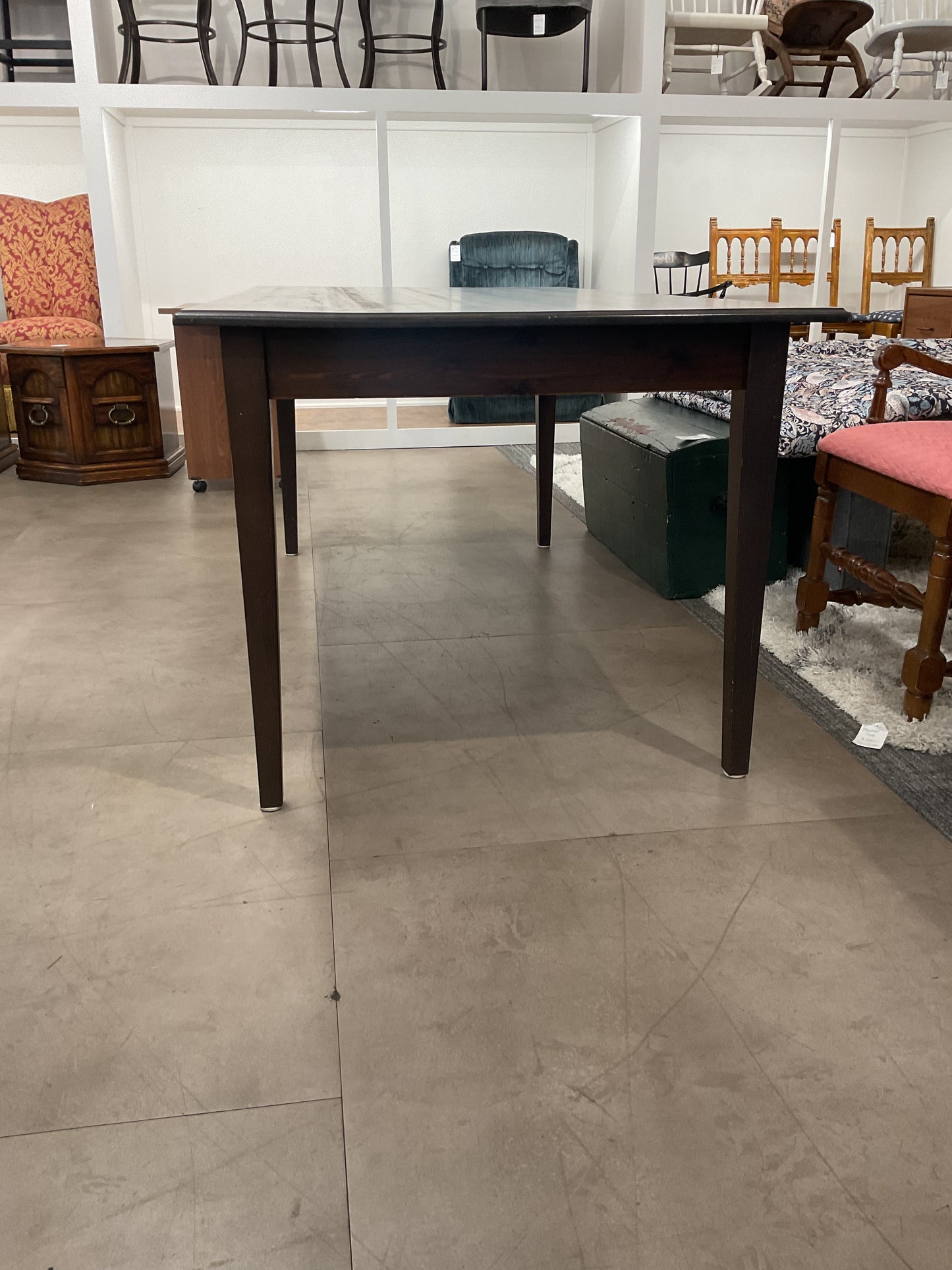 Table W/ Drawer