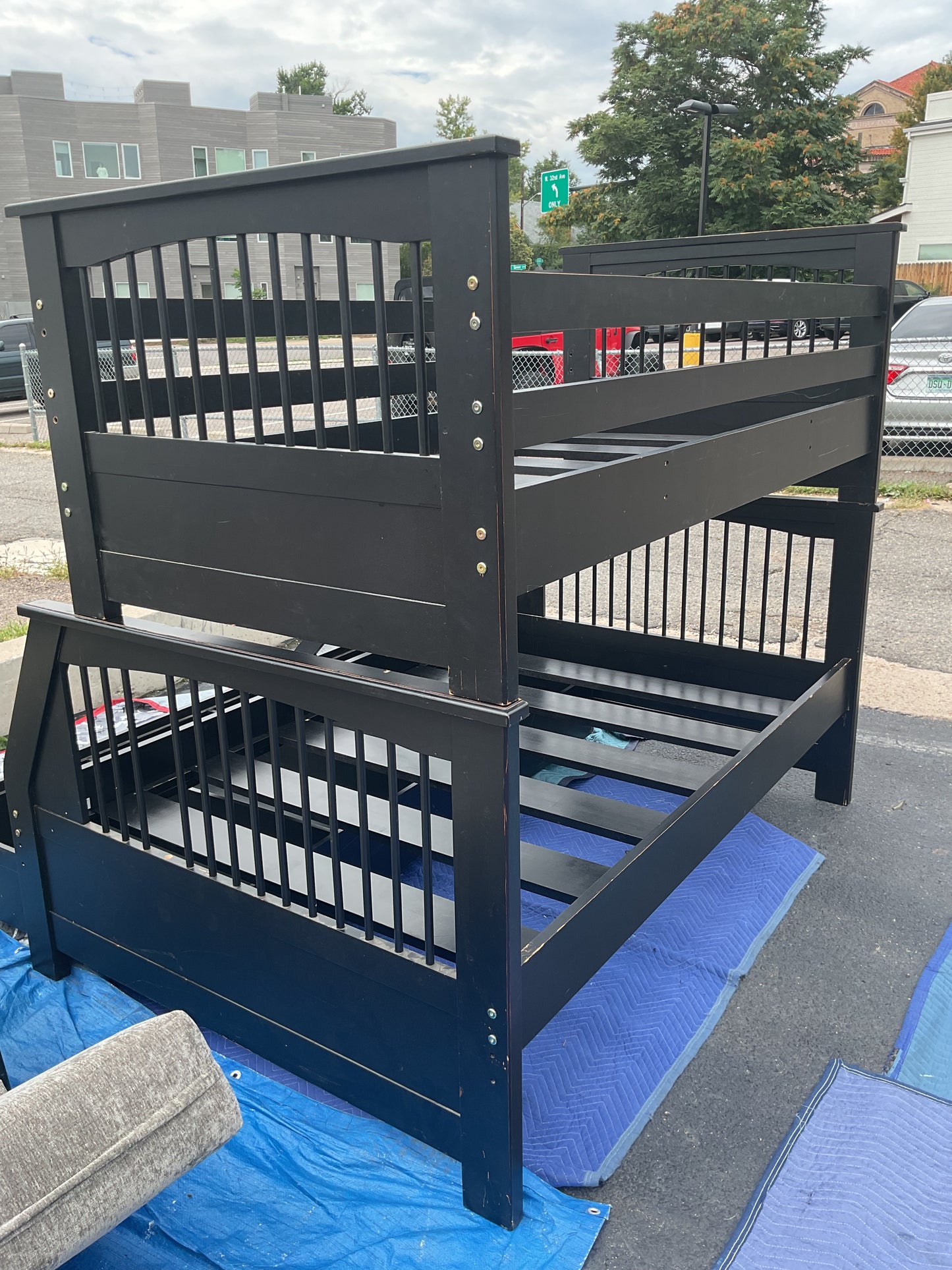 Full/Twin Bunk Bed (B255)