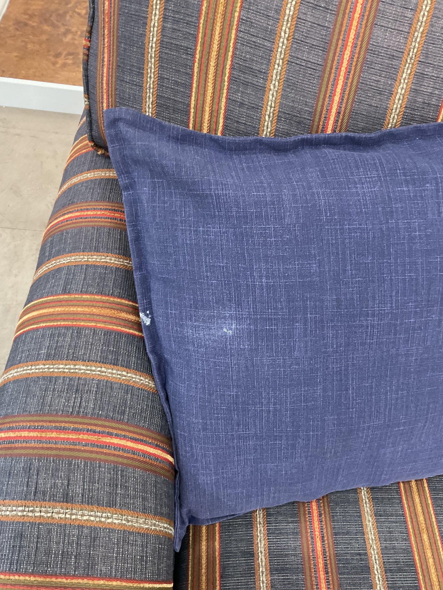 Plaid Flex Steel Sofa