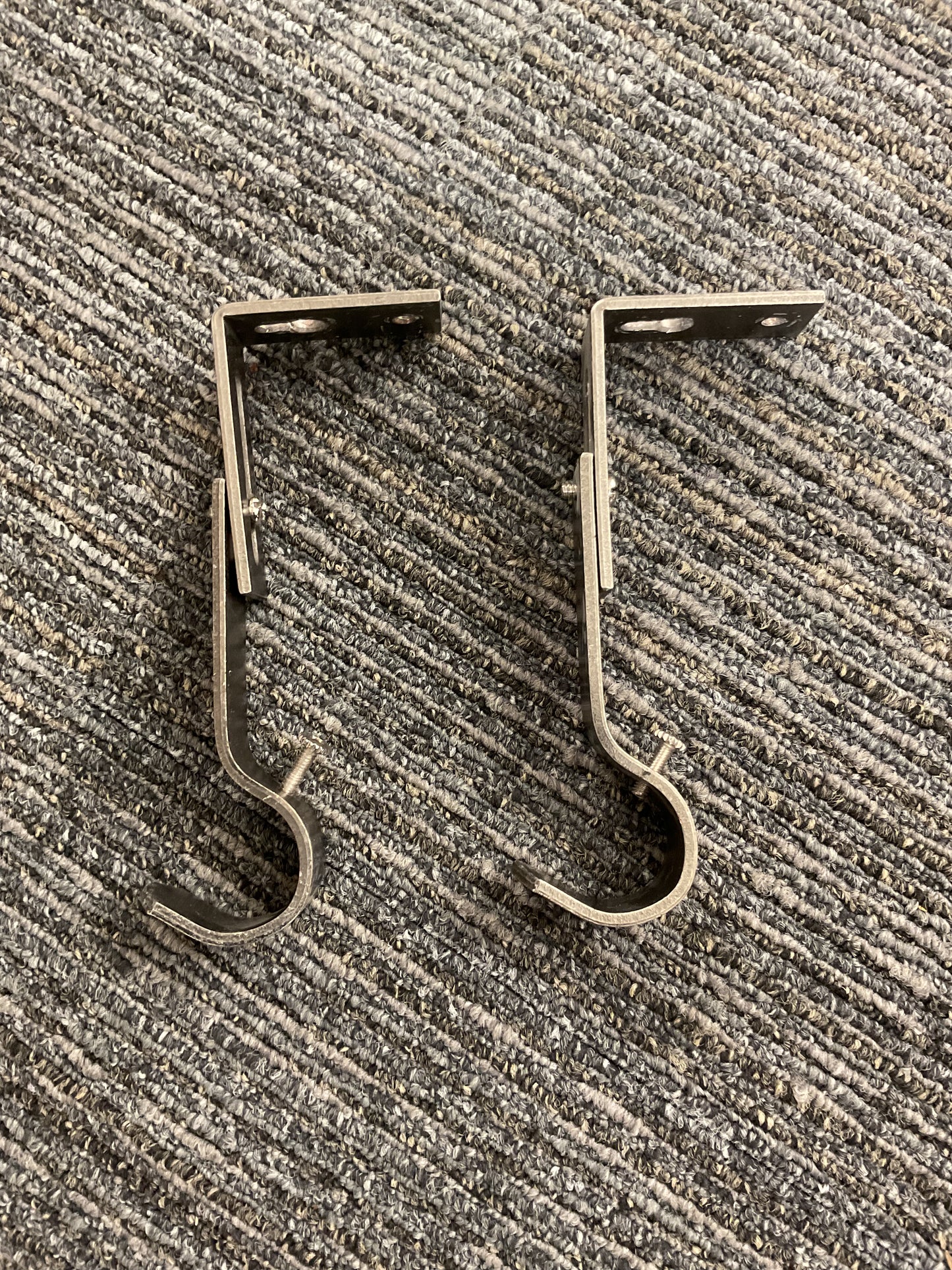 Silver Curtain Rod With Mounting Brackets