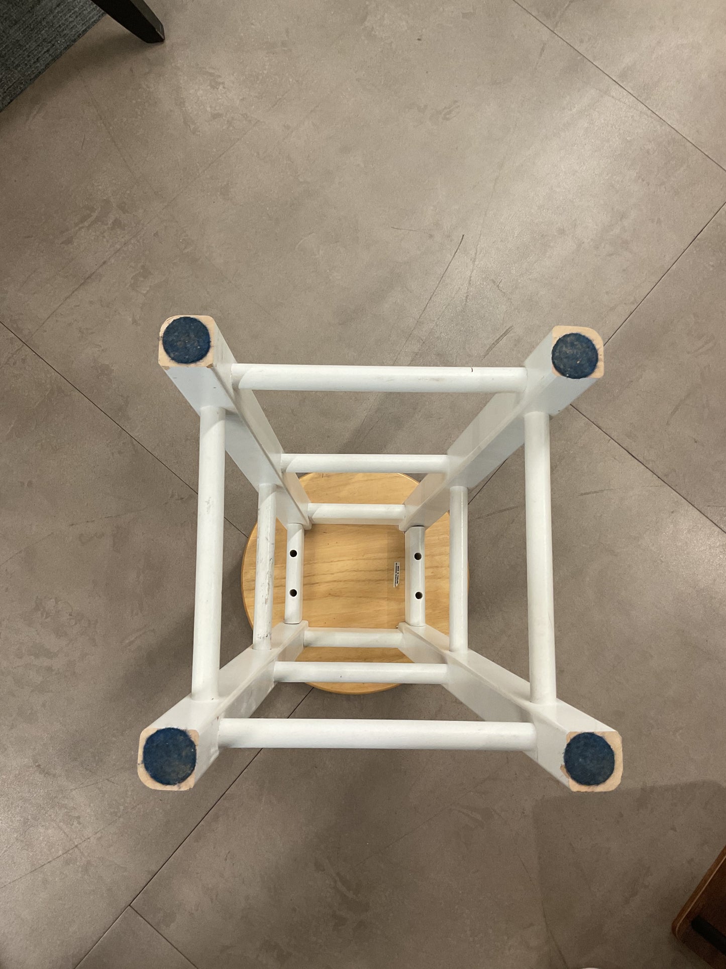 Casual White Stool