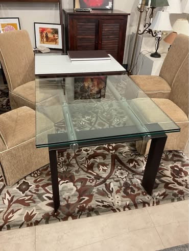 Pull Out Leaf Glass Table