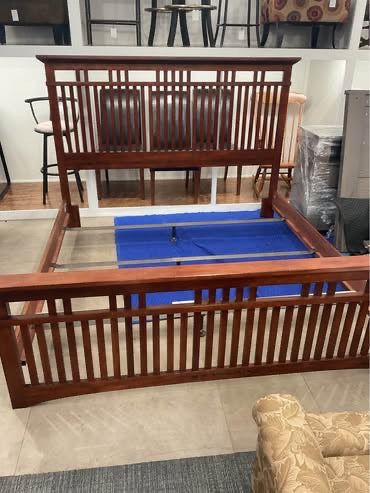 King Lattice Bed Frame(B211)