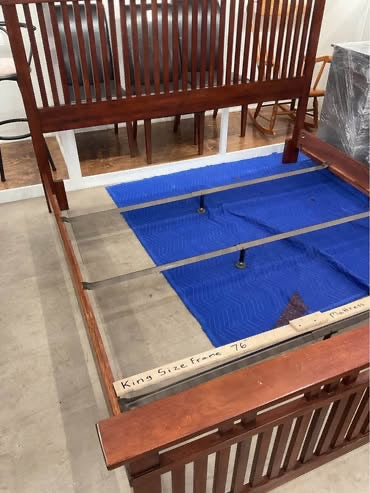 King Lattice Bed Frame(B211)