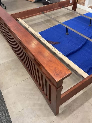 King Lattice Bed Frame(B211)