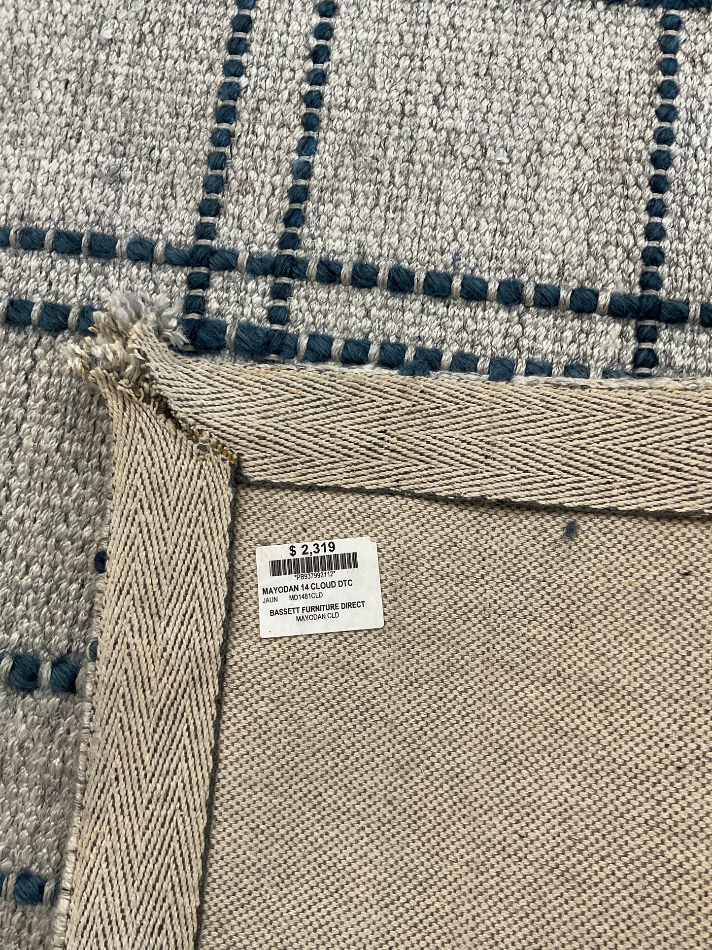 Pin Stripe Rug (R145)