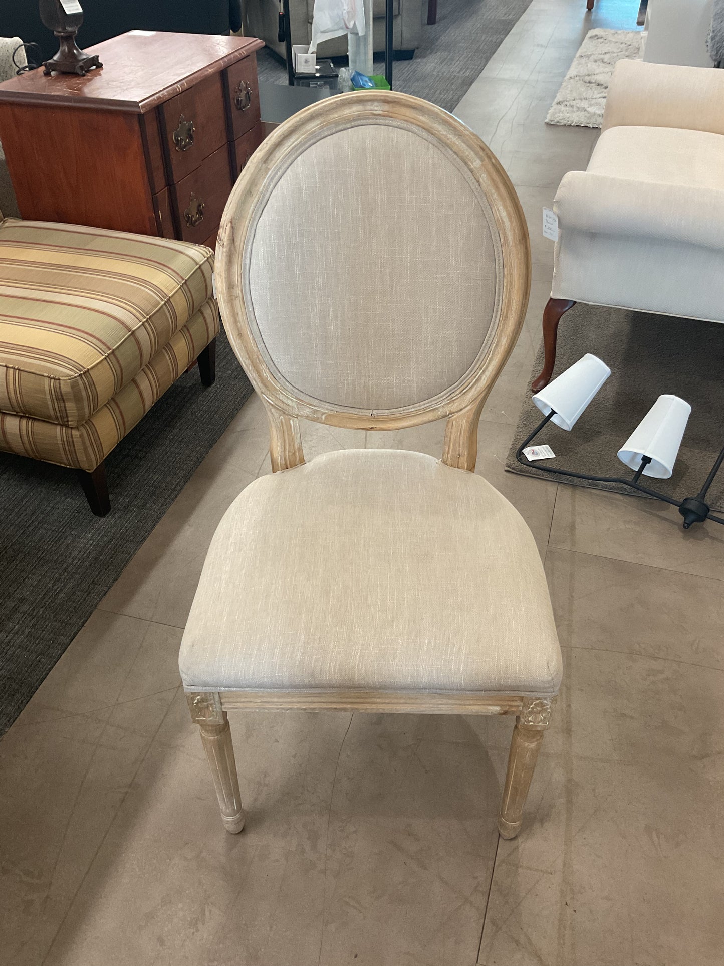 Round Back Chair