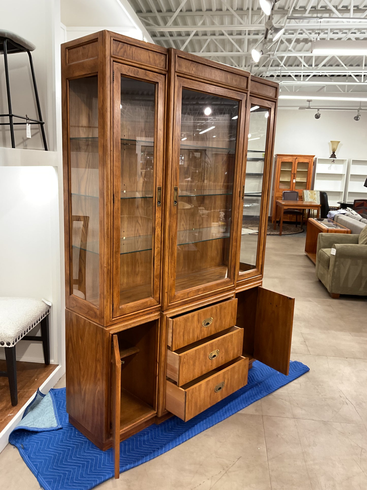 Drexel Heritage Cabinet