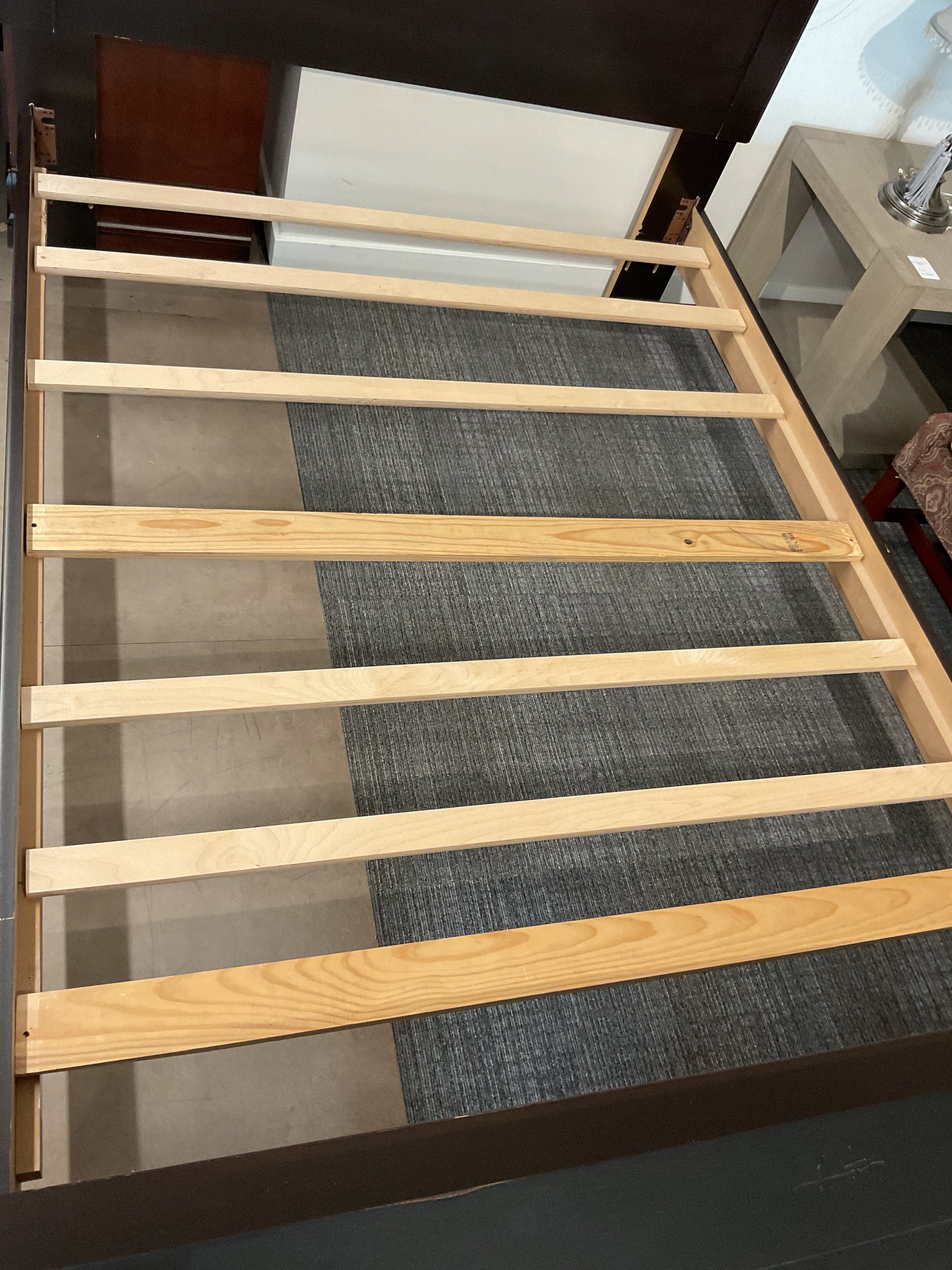 2x Queen Frame (B225)