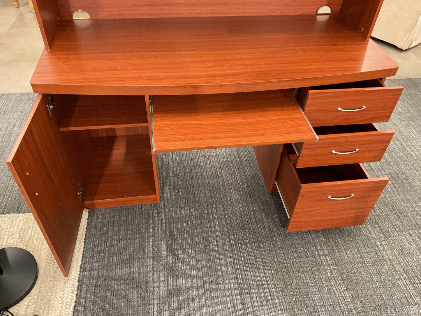 Office Desk With Hutch