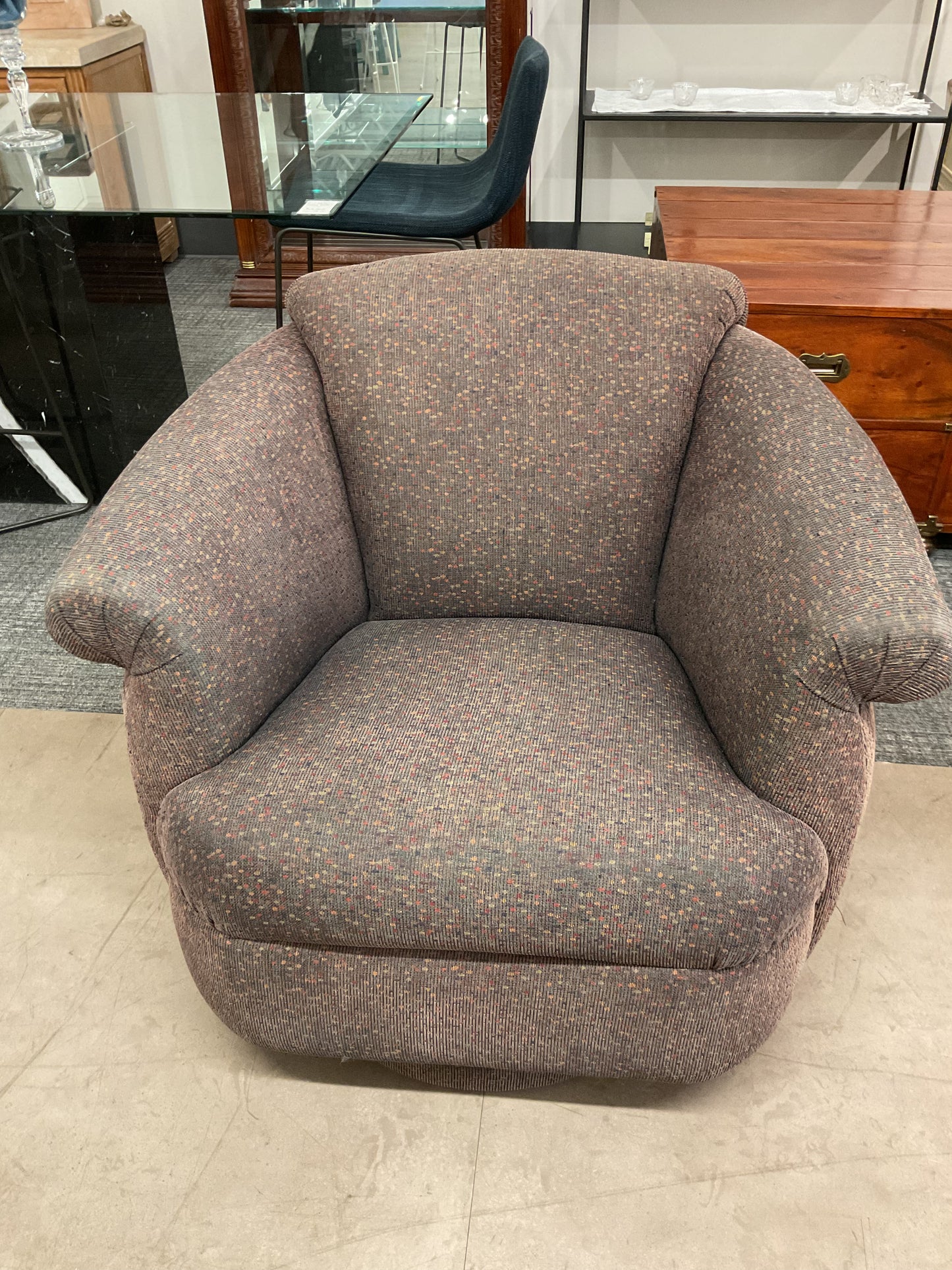 MCM Charcoal Swivel