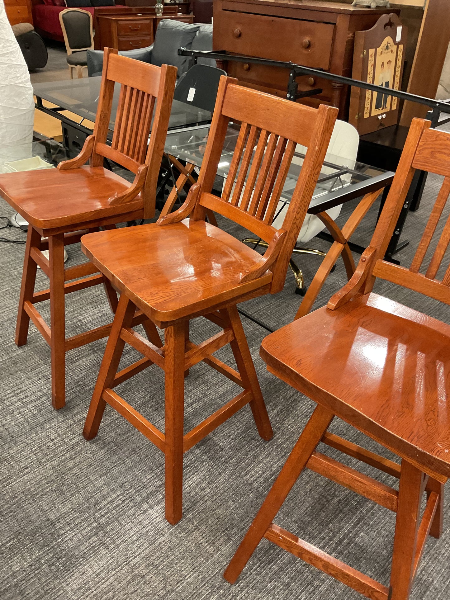Wood Swivel Chair