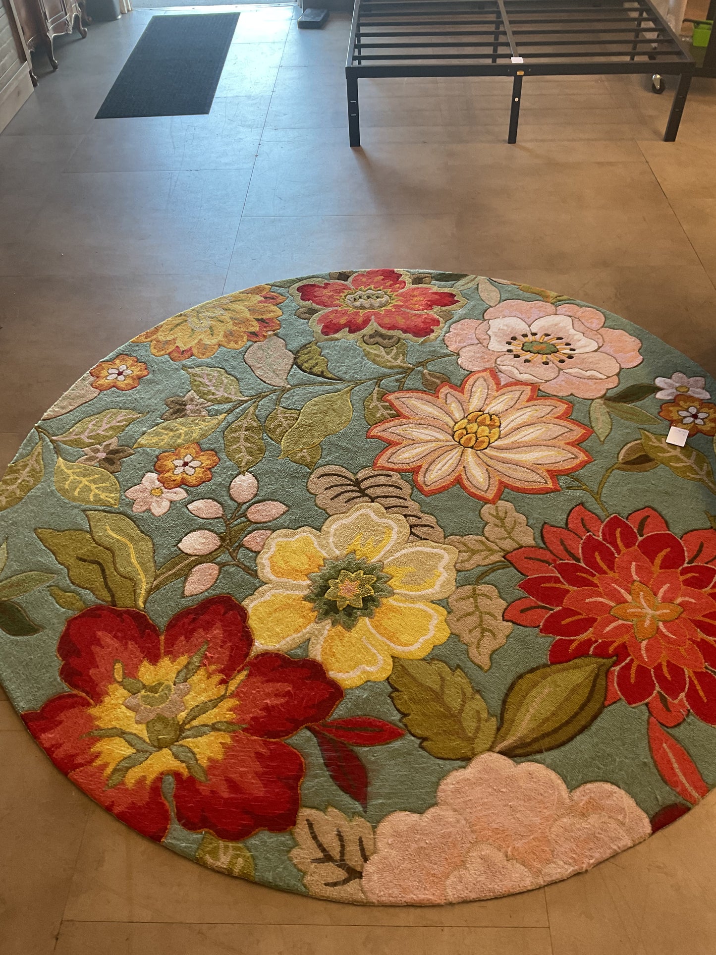 Floral Arrangements Rug (R119)