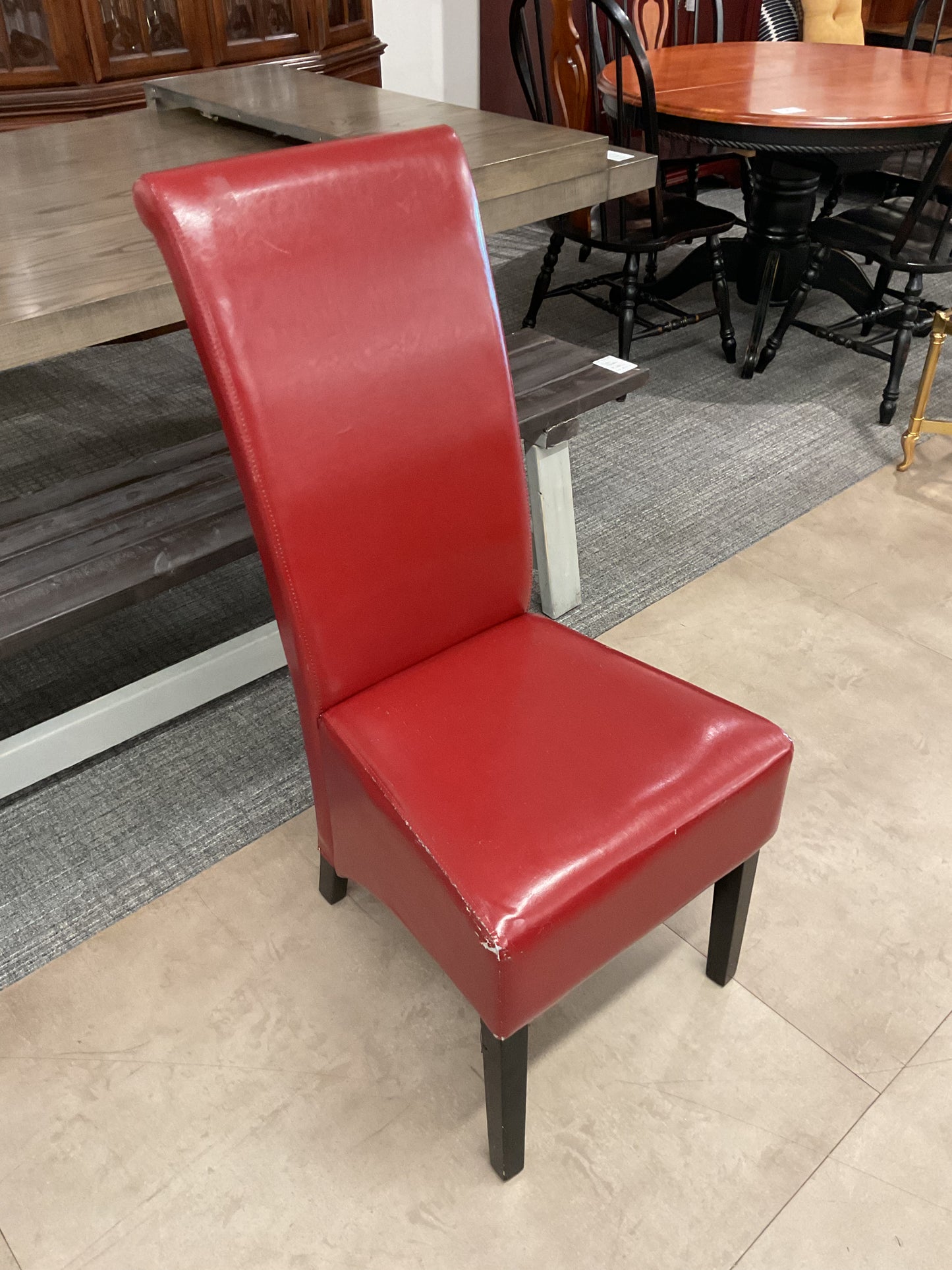 Red Lipstick Chair