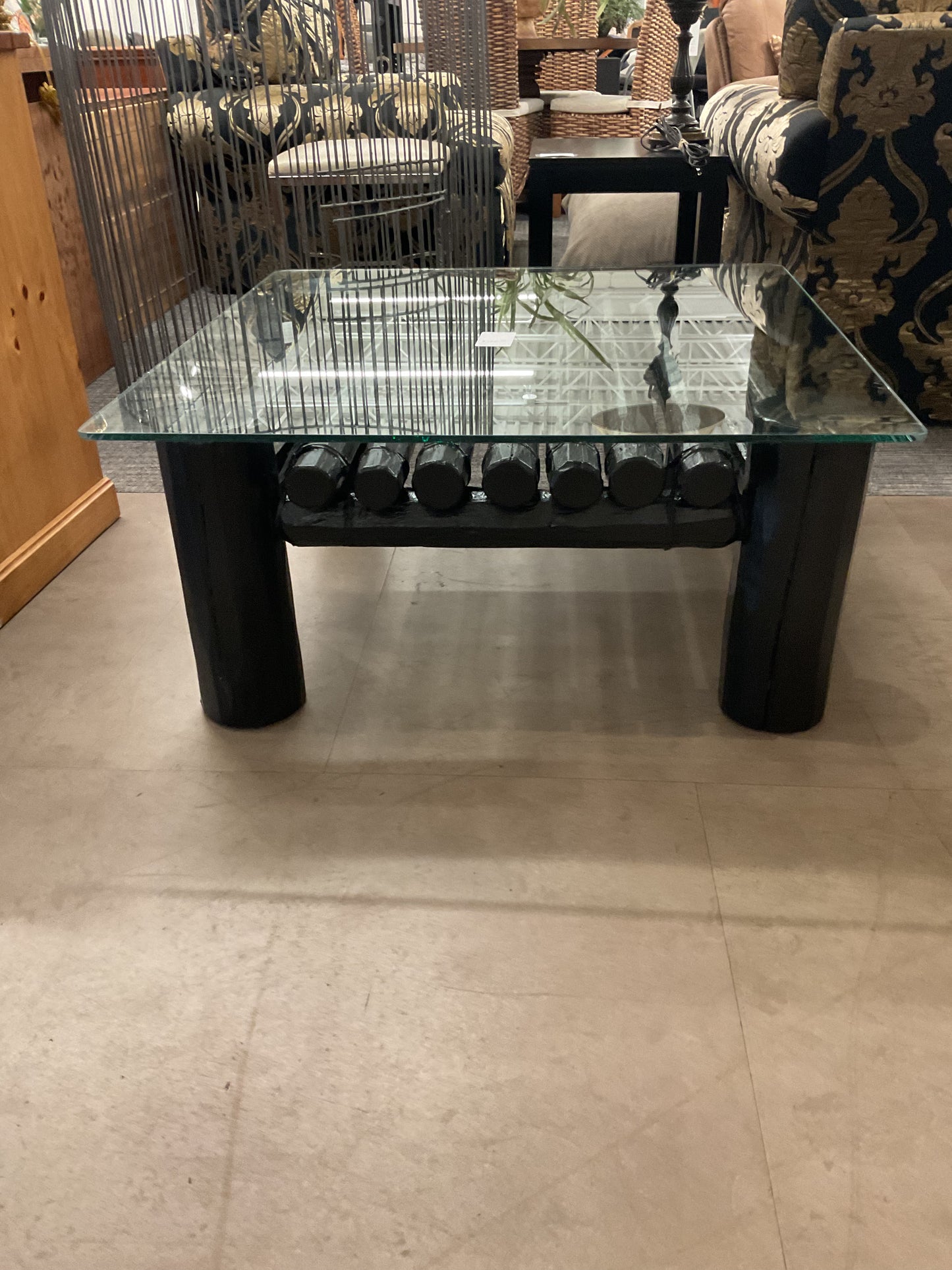 Black Log Table