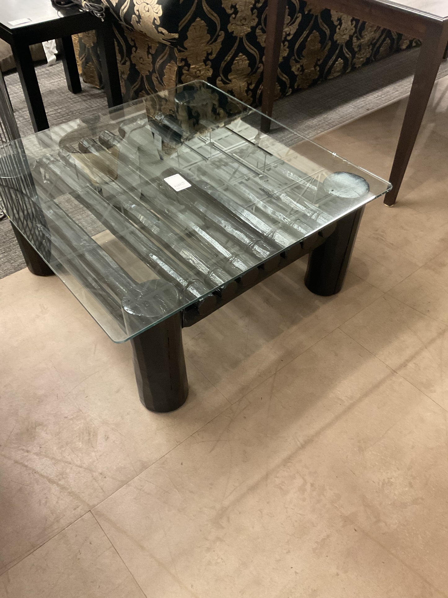 Black Log Table