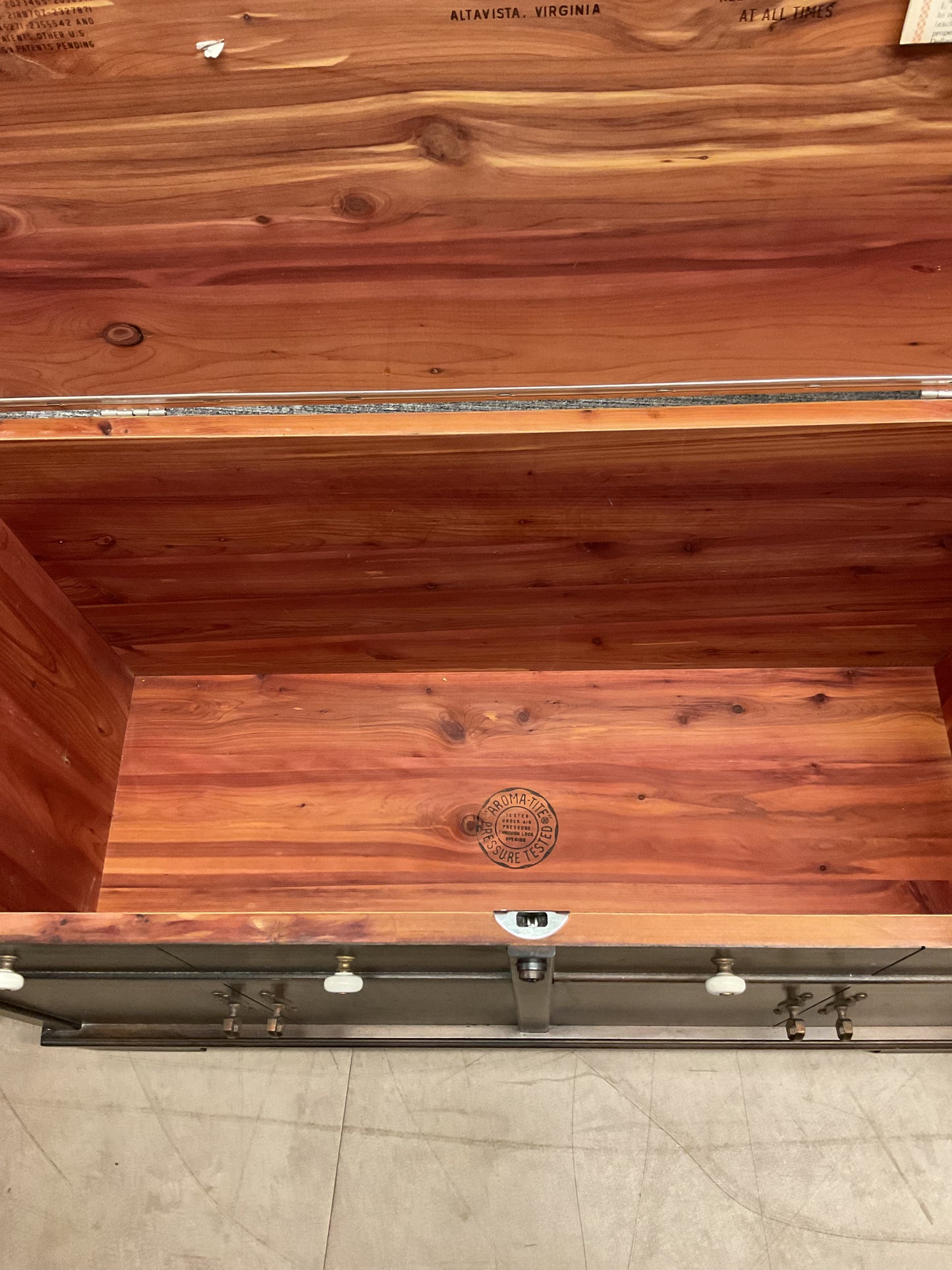 Lane Cedar Chest