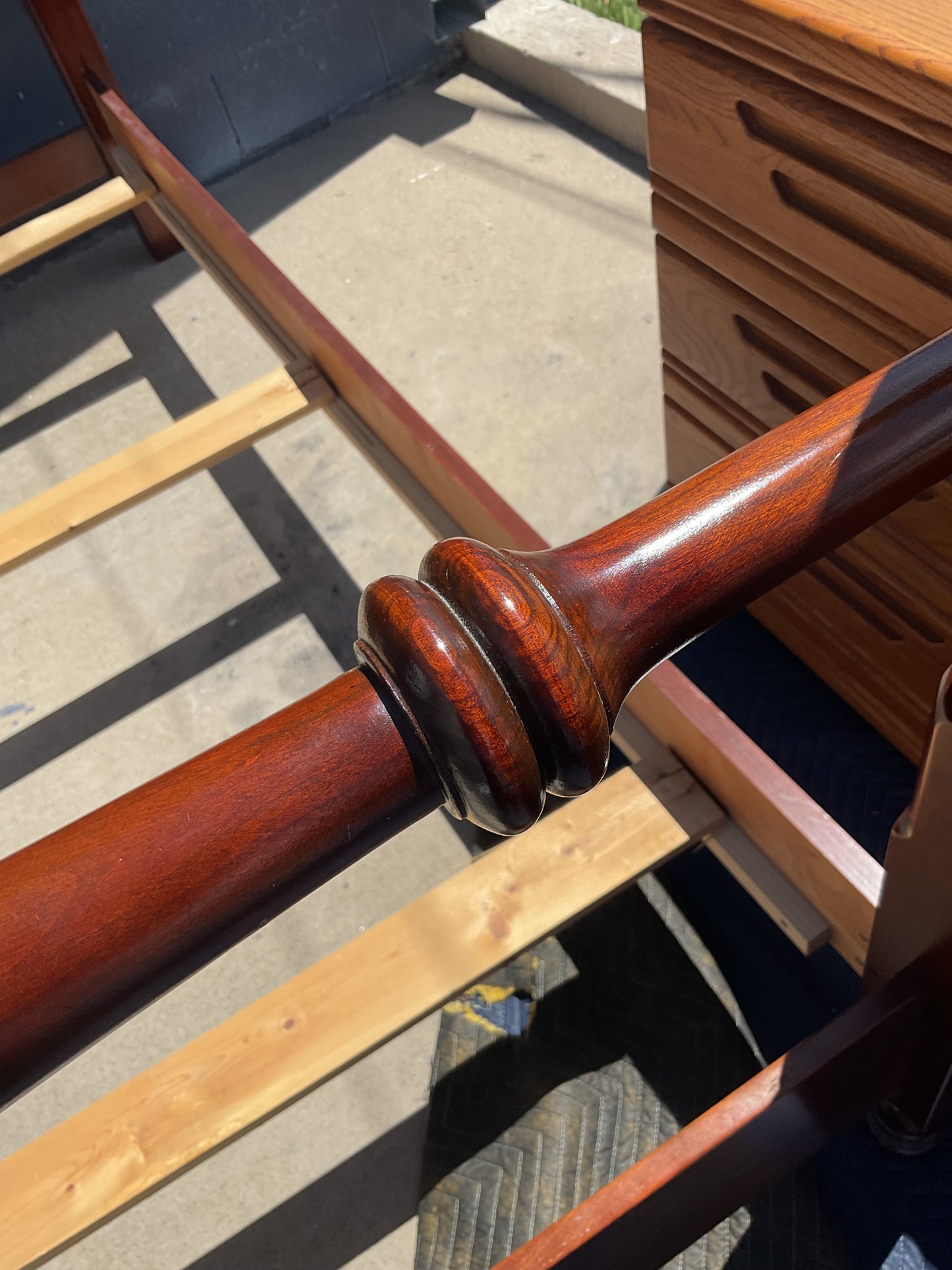 Pennsylvania House Queen Bed Frame (B172)
