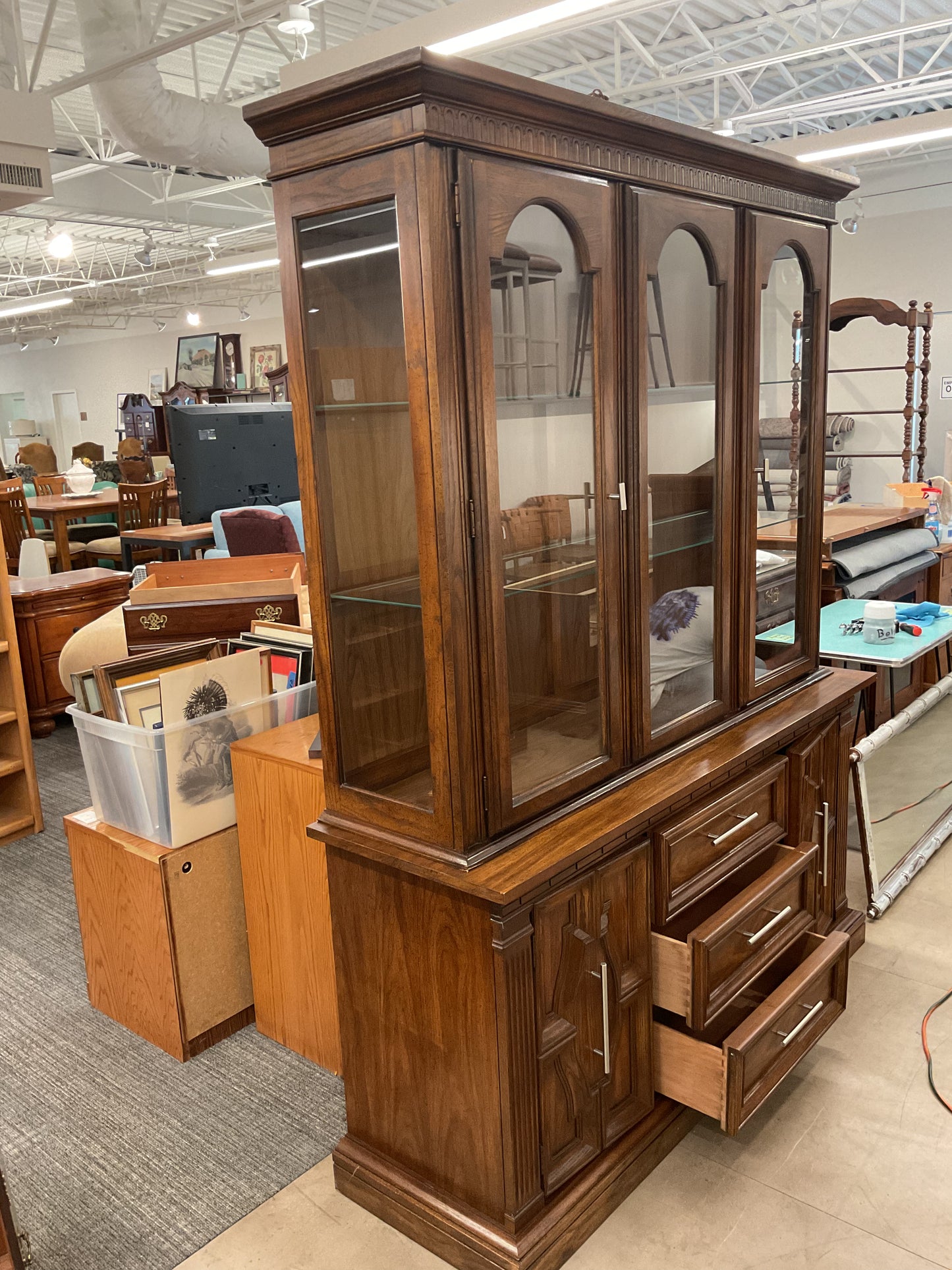 Timeless Hutch