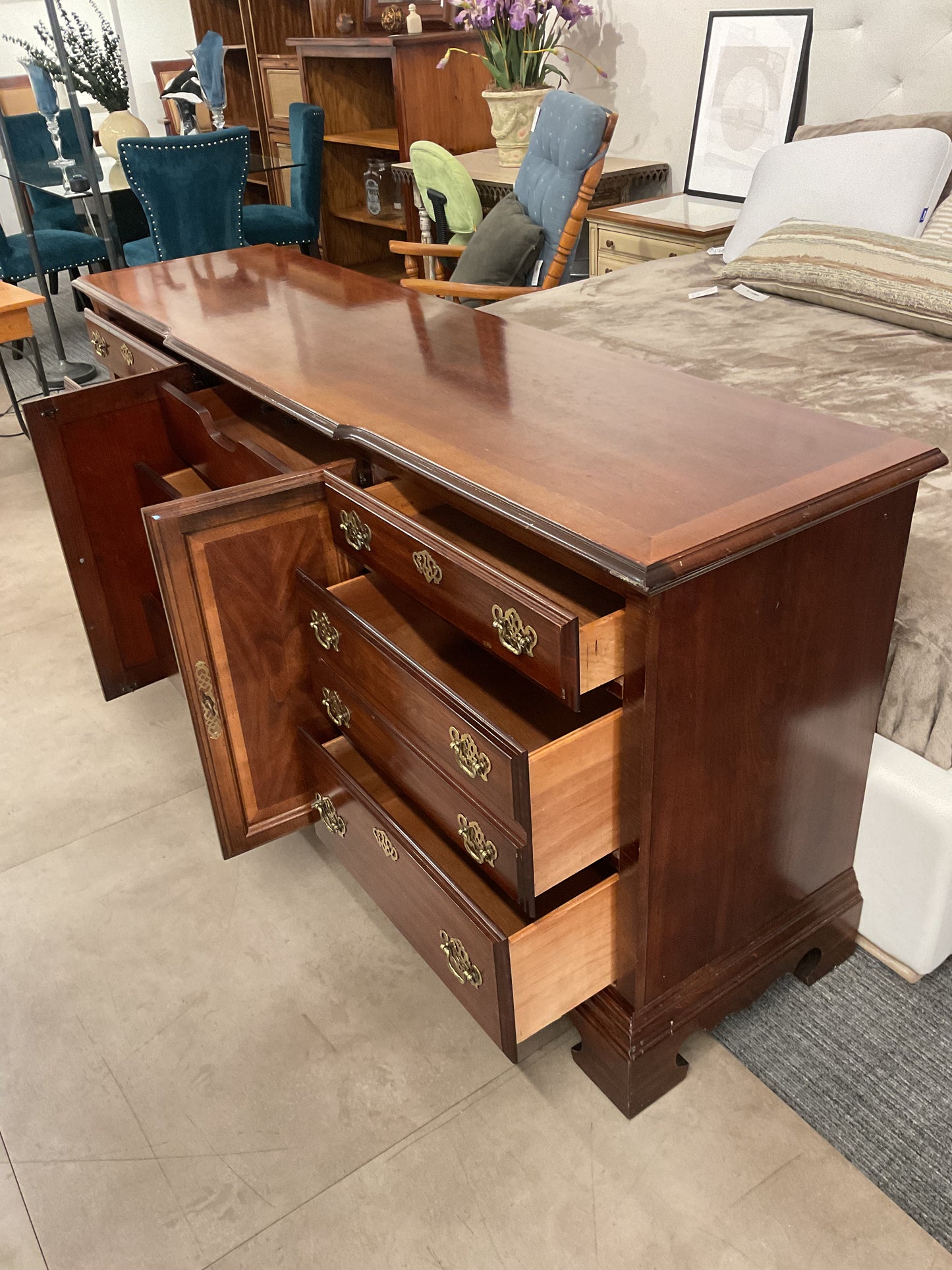 American Drew Buffet