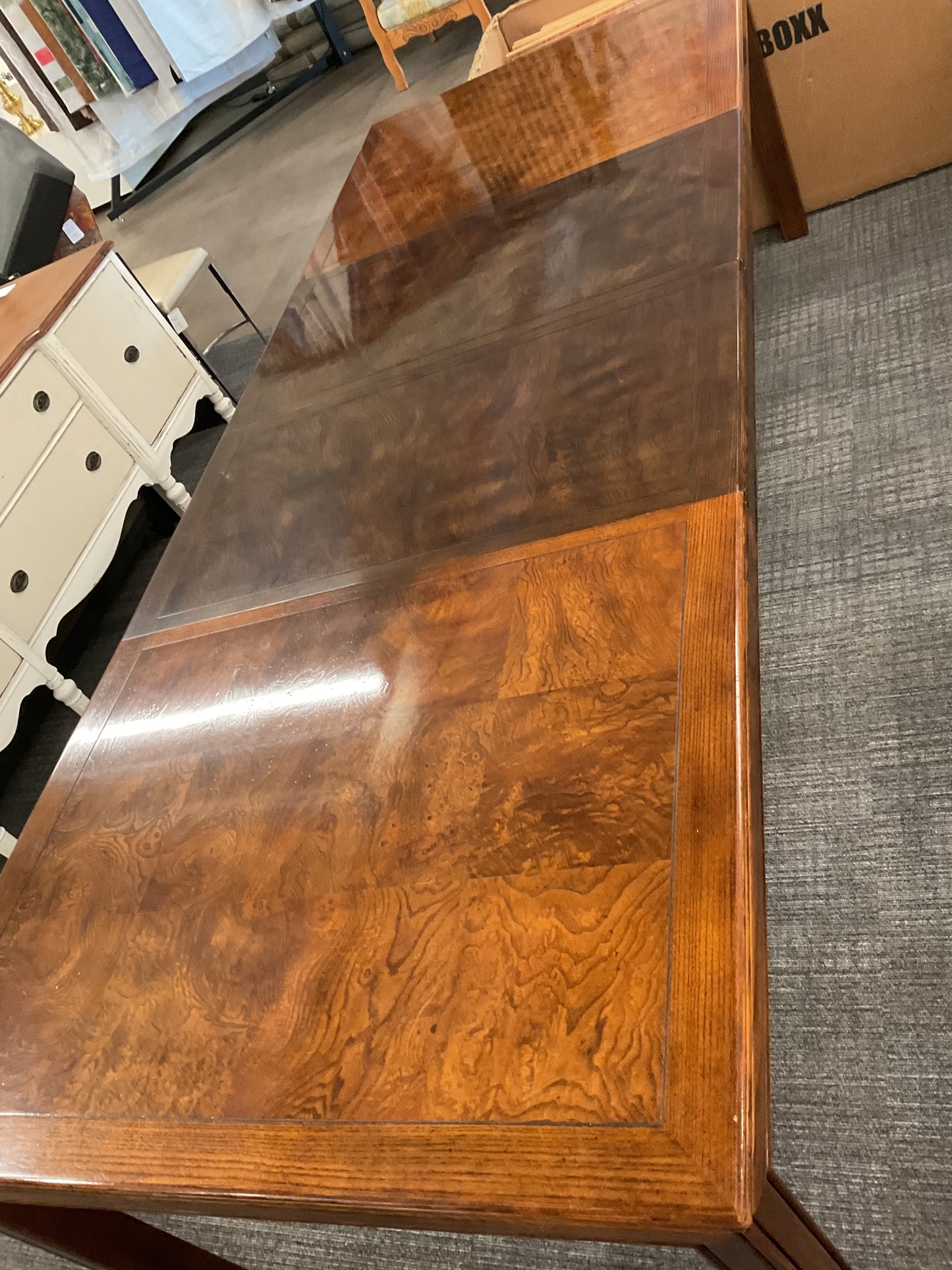 Henredon 2 Toned Table
