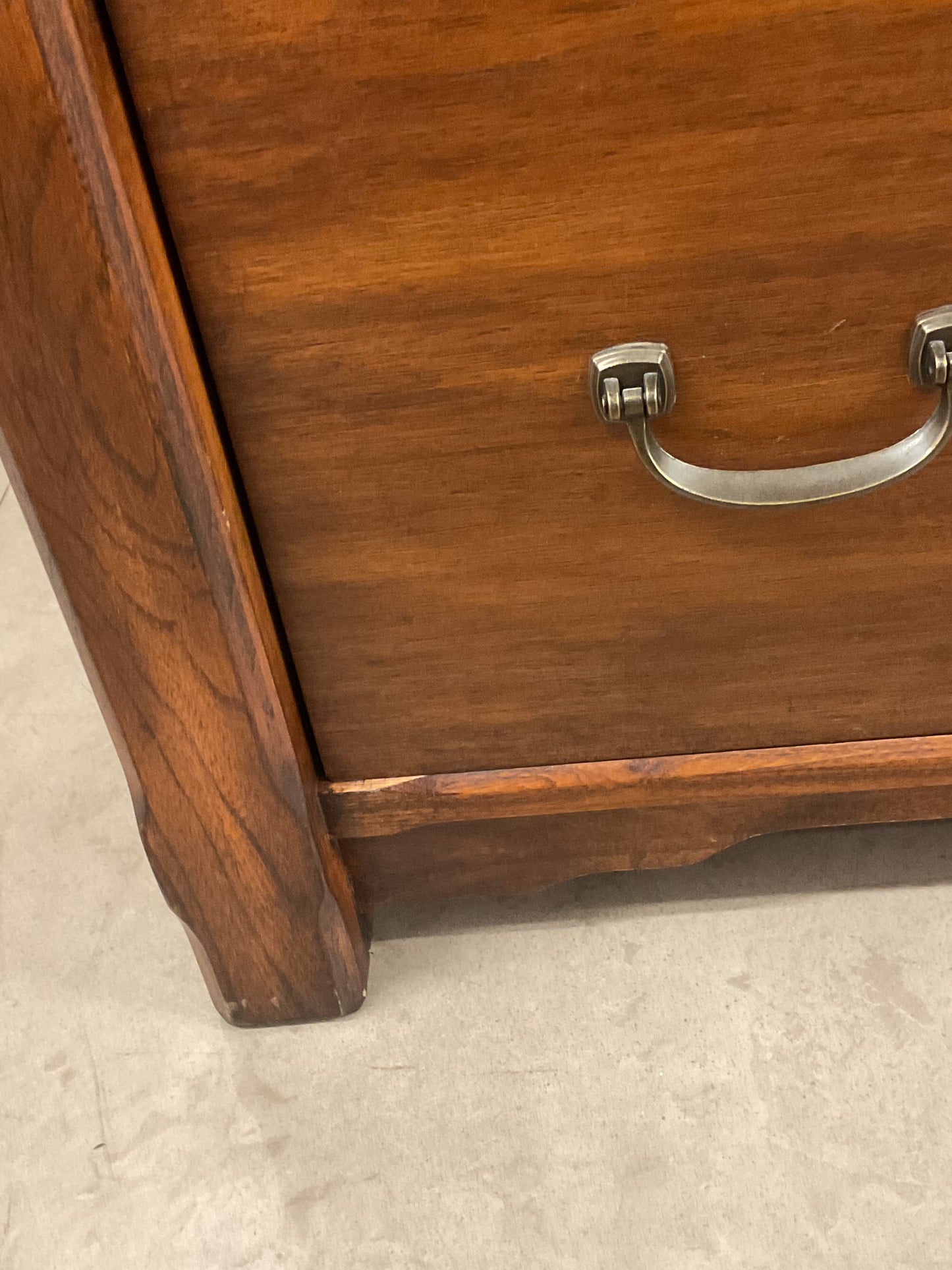 Auburn Extendable Work Station