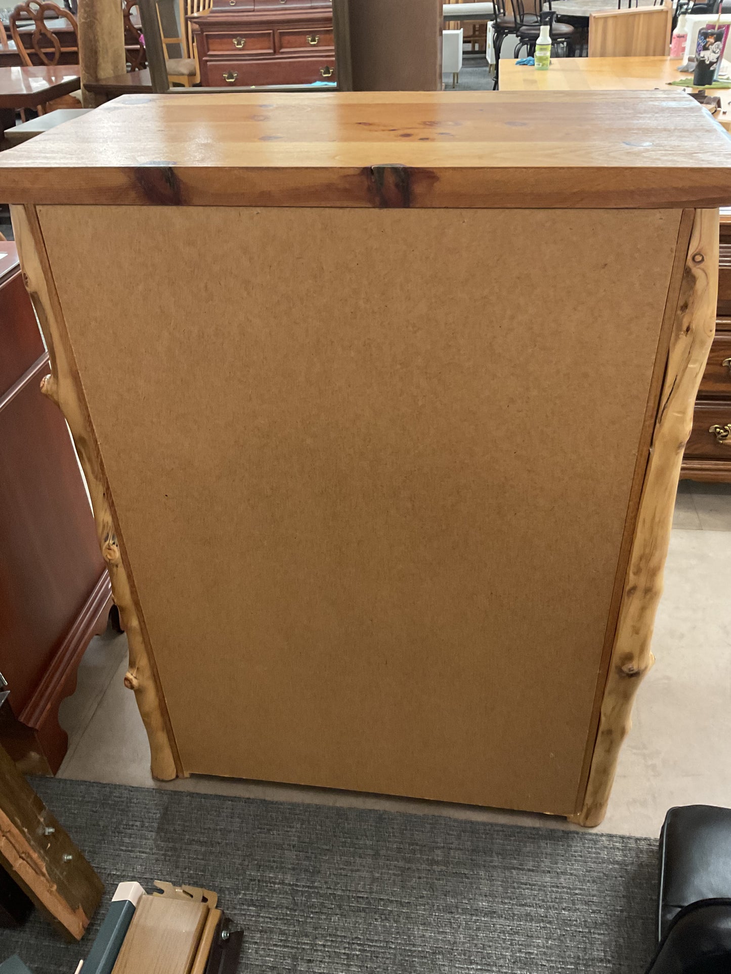 Cab Log Dresser
