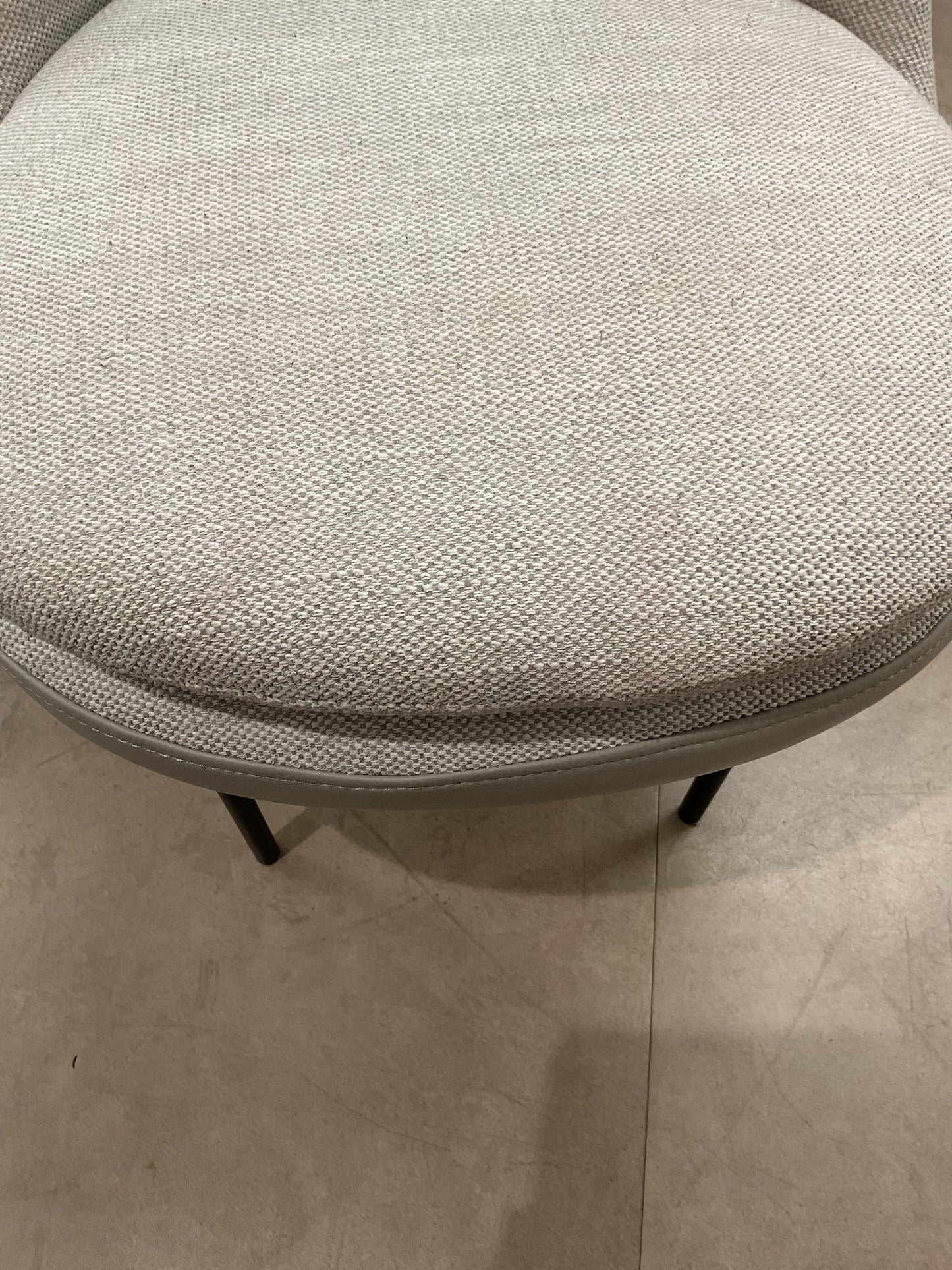 Casper the chair