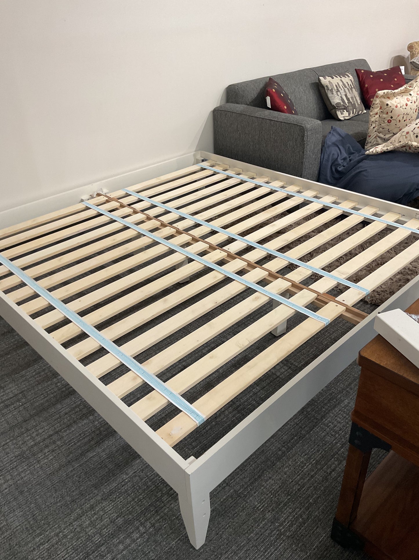 W.E King Platform Frame White (B189)