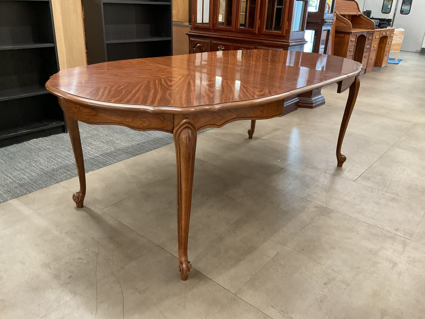 Arrowhead Table