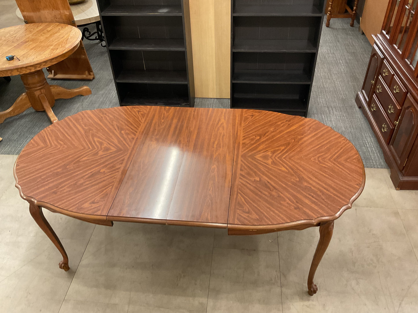 Arrowhead Table